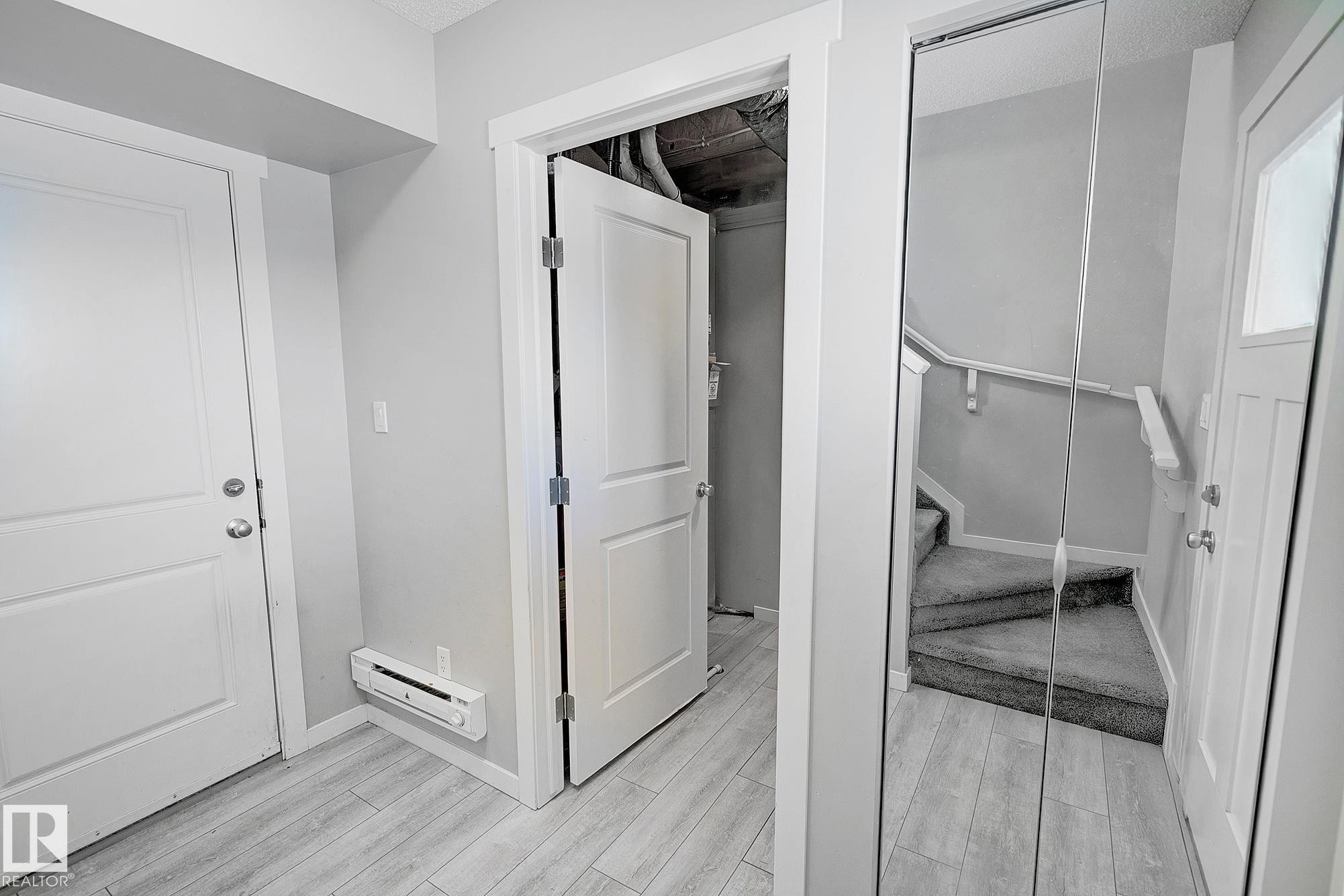 #20 1530 Tamarack Boulevard Nw, Edmonton, AB - Indoor Photo Showing Other Room