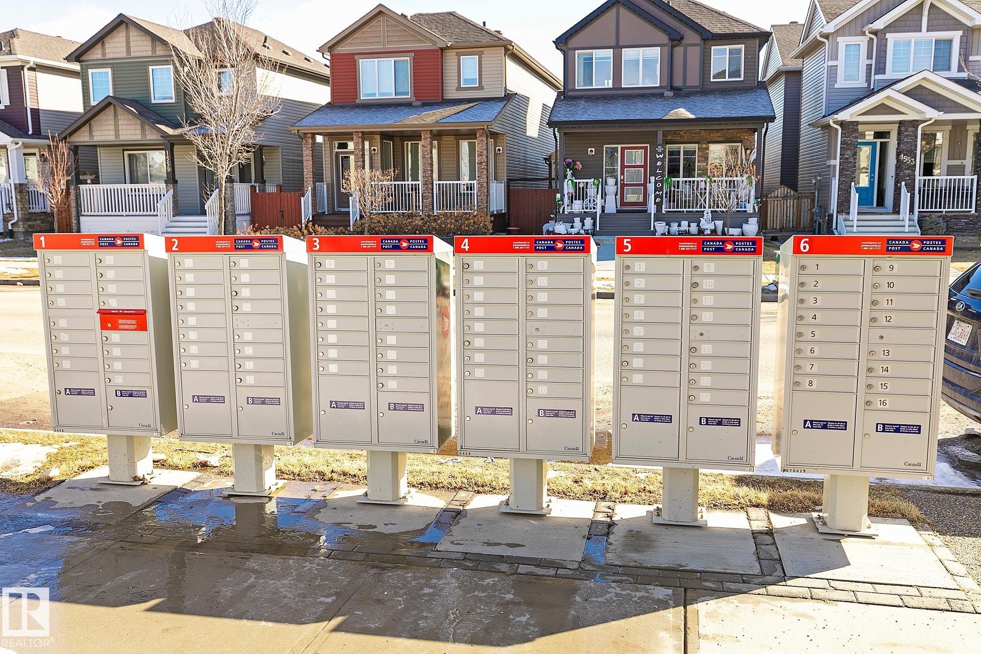 #20 1530 Tamarack Boulevard Nw, Edmonton, AB - Outdoor With Facade