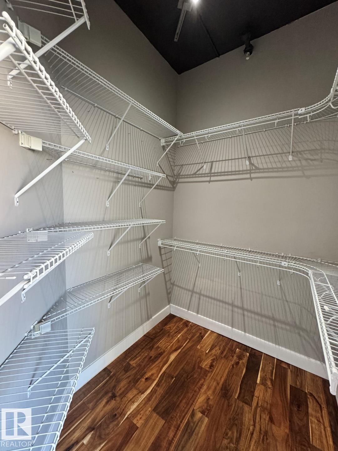 #304 10179 105 St Nw, Edmonton, AB - Indoor With Storage