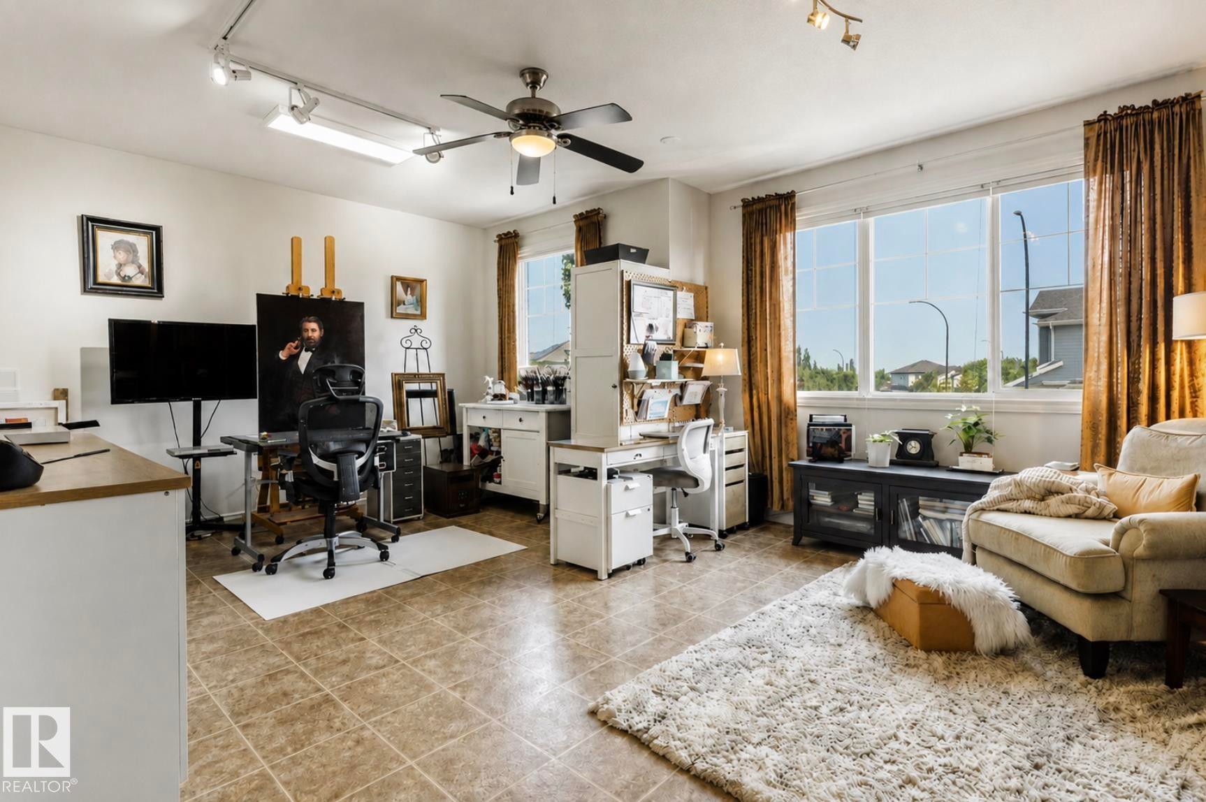 22 Voleta Crest, Spruce Grove, AB - Indoor Photo Showing Office