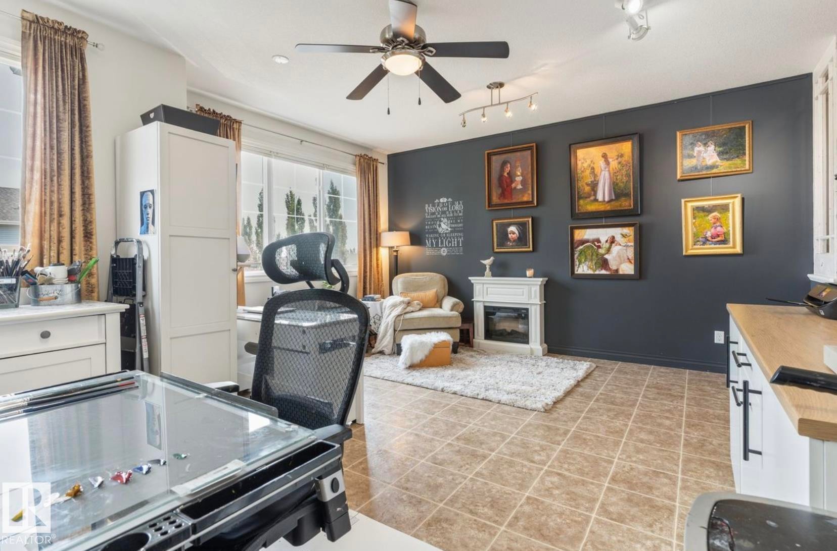 22 Voleta Crest, Spruce Grove, AB - Indoor