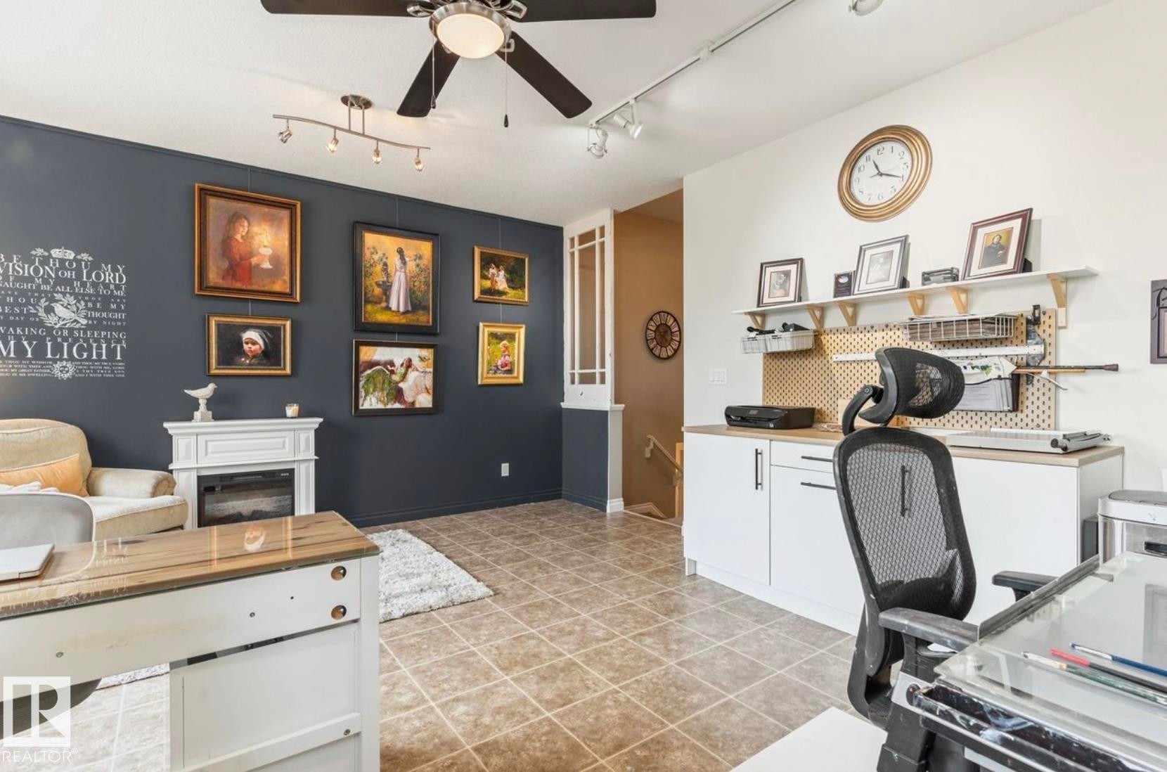 22 Voleta Crest, Spruce Grove, AB - Indoor Photo Showing Other Room
