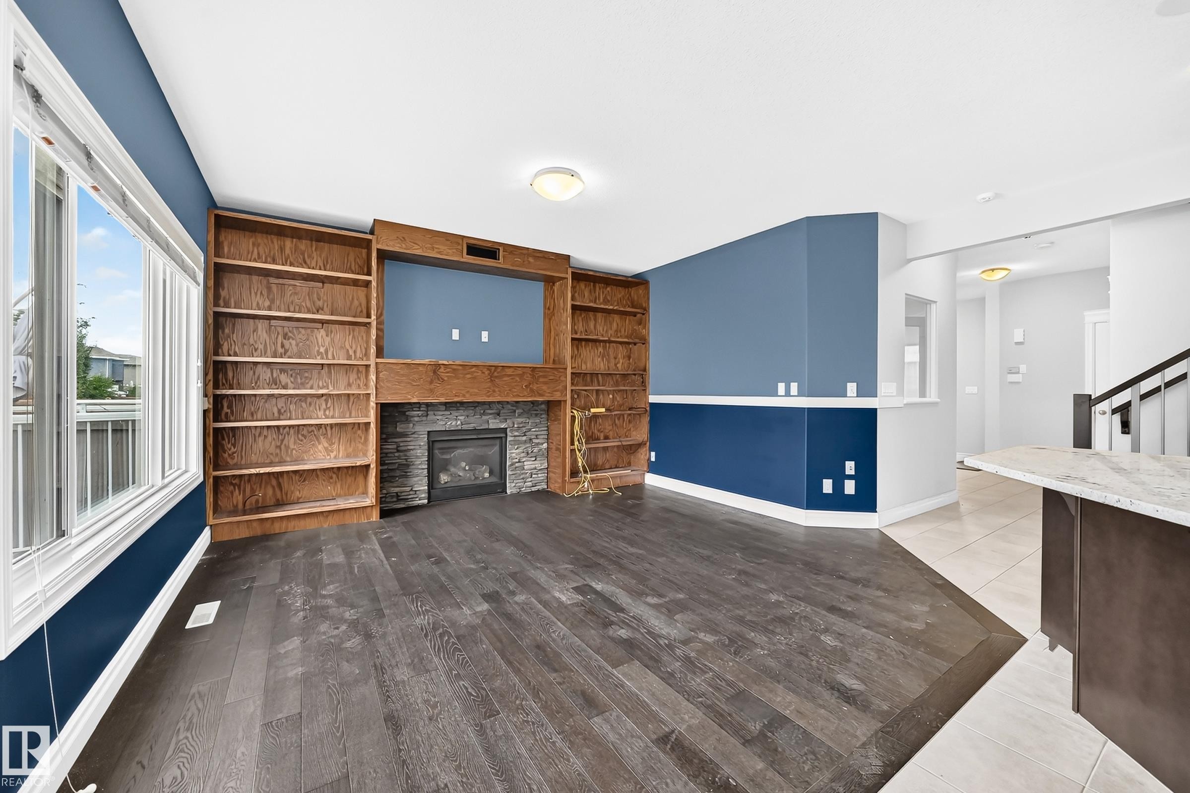 13032 208 Street Nw, Edmonton, AB - Indoor With Fireplace