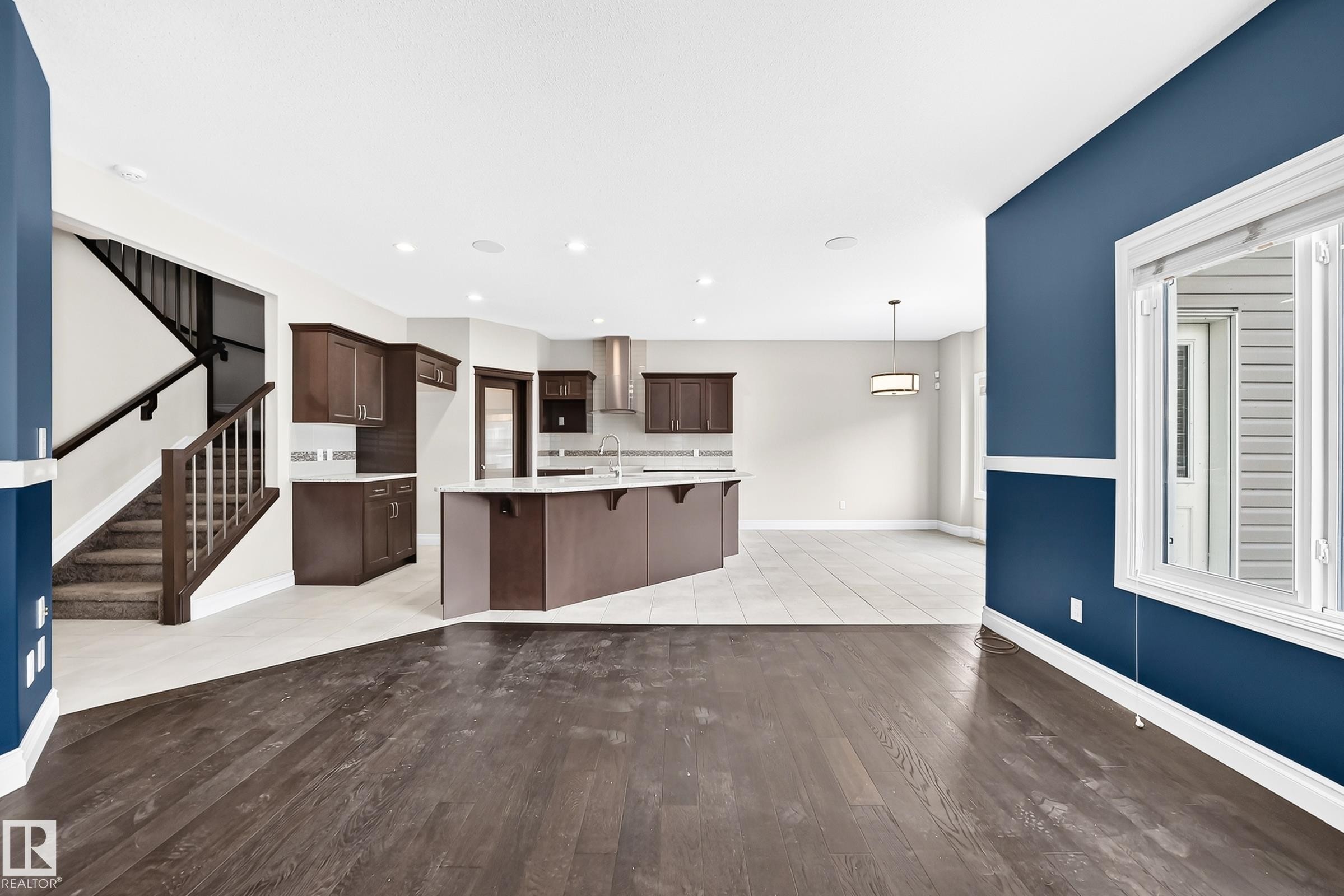 13032 208 Street Nw, Edmonton, AB - Indoor Photo Showing Kitchen