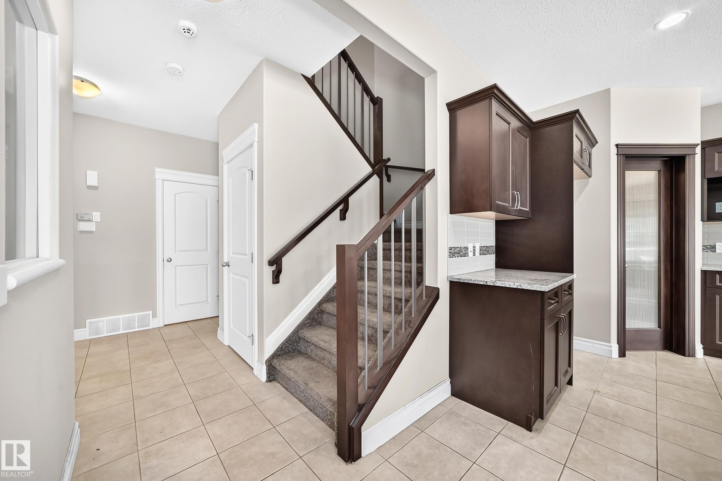 13032 208 Street Nw, Edmonton, AB - Indoor Photo Showing Other Room