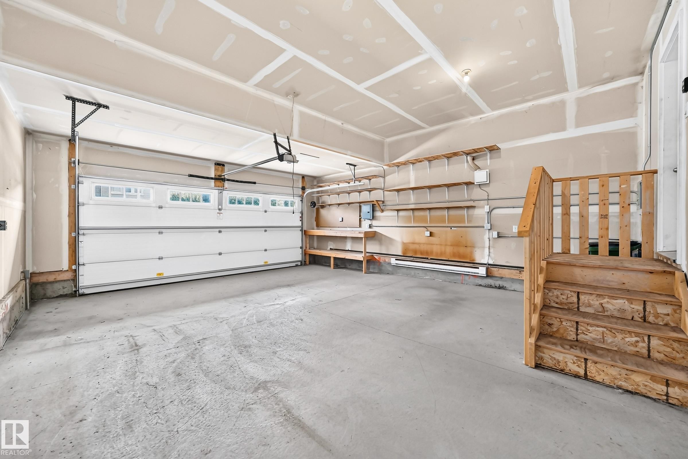 13032 208 Street Nw, Edmonton, AB - Indoor Photo Showing Garage