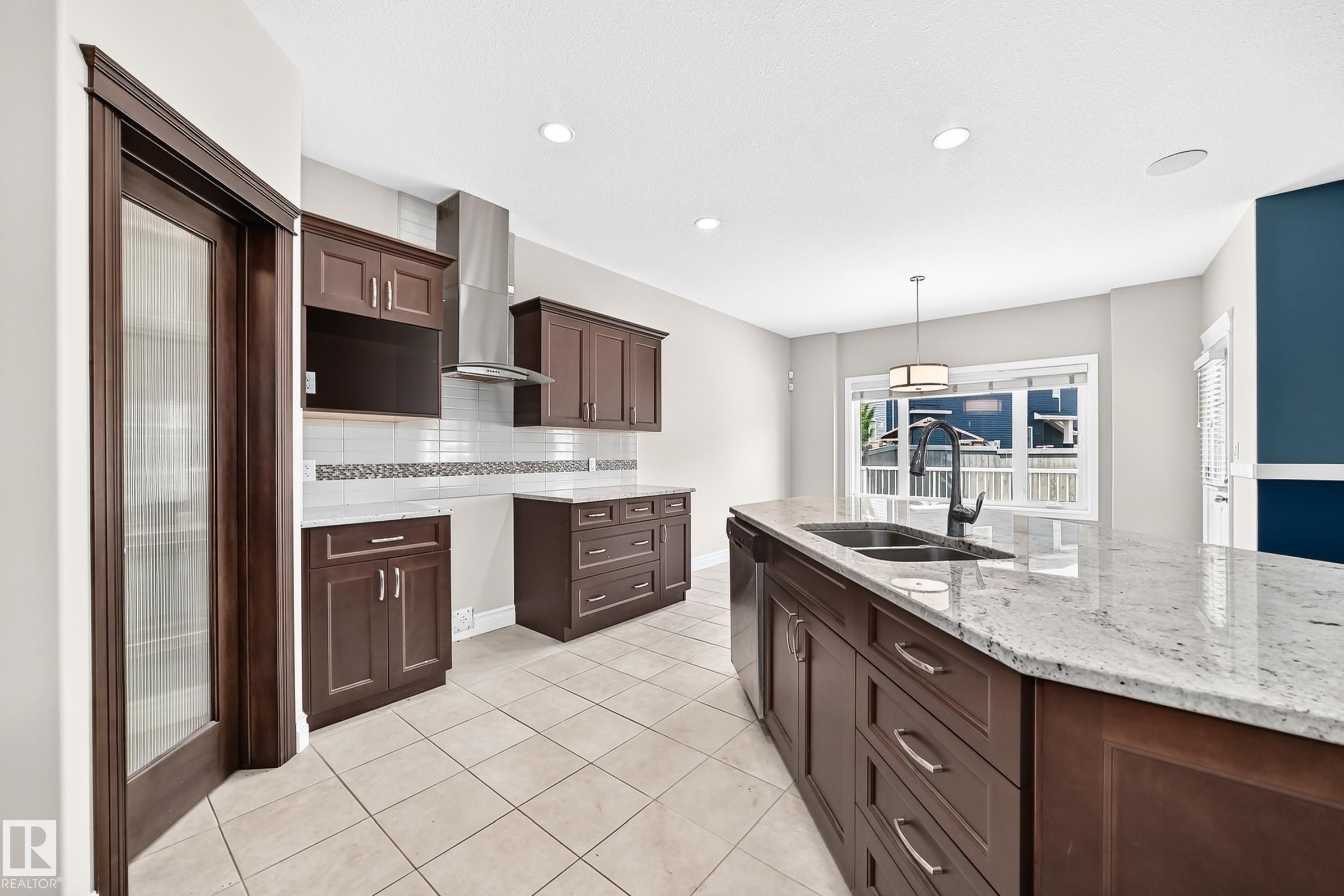 13032 208 Street Nw, Edmonton, AB - Indoor Photo Showing Kitchen With Double Sink