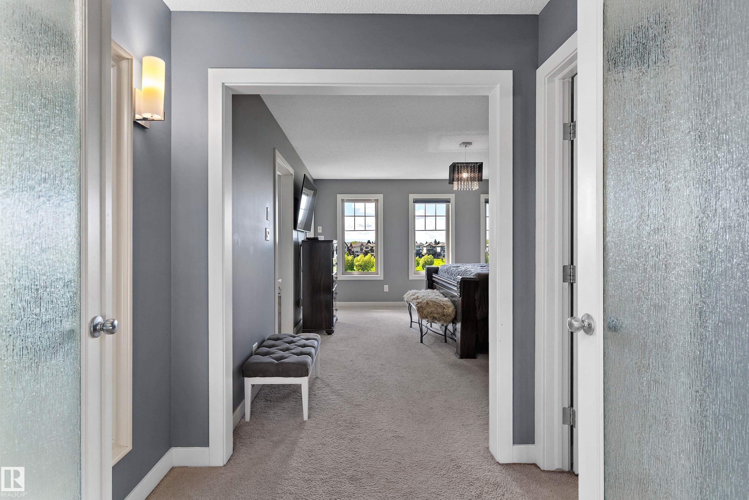 1708 32 Street Nw, Edmonton, AB - Indoor Photo Showing Other Room