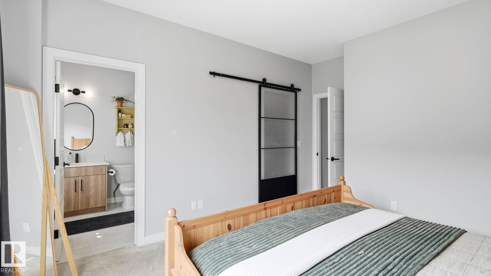 #80 804 Welsh Dr Sw, Edmonton, AB - Indoor Photo Showing Bedroom