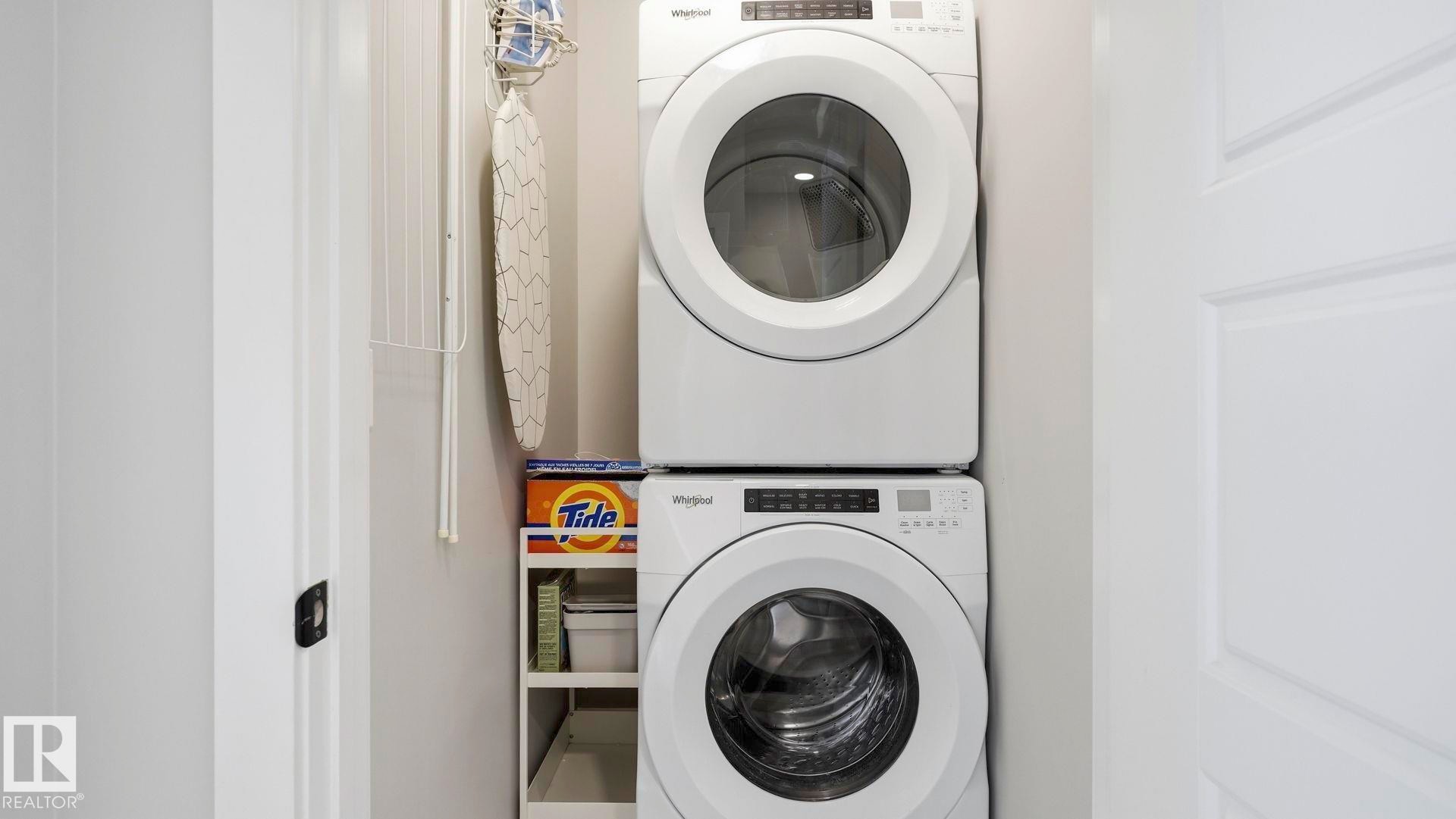 #80 804 Welsh Dr Sw, Edmonton, AB - Indoor Photo Showing Laundry Room