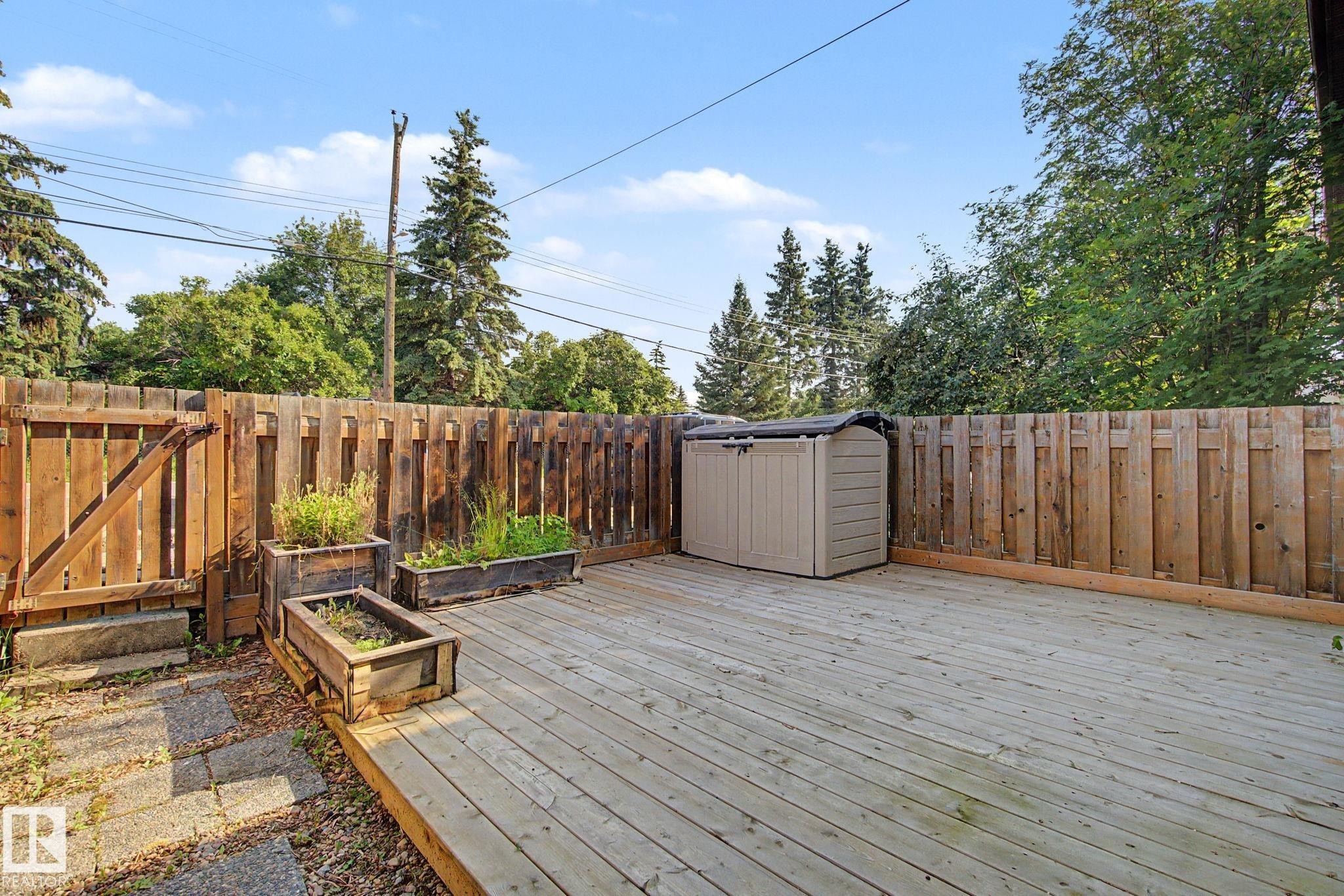5142 106A Street Nw, Edmonton, AB - Outdoor