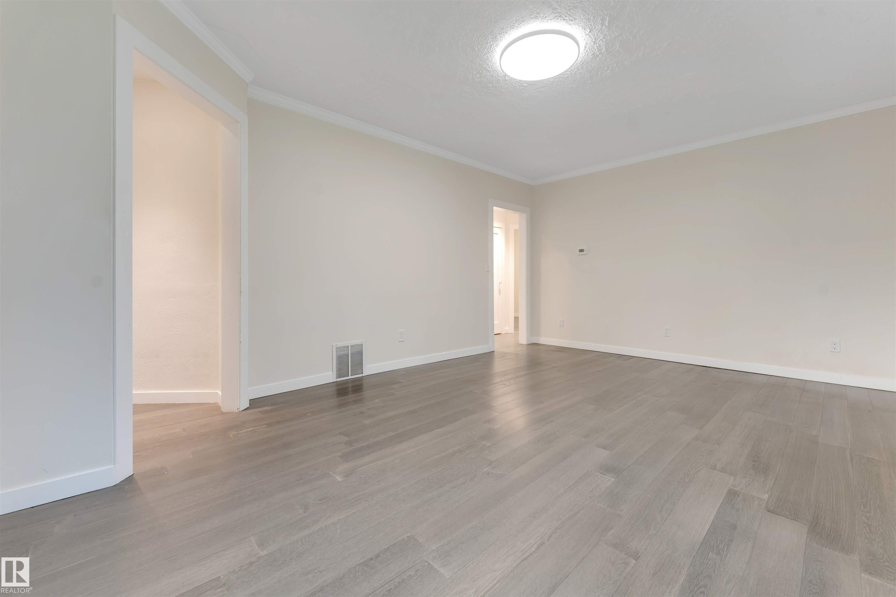 12105 87 Street Nw, Edmonton, AB - Indoor Photo Showing Other Room