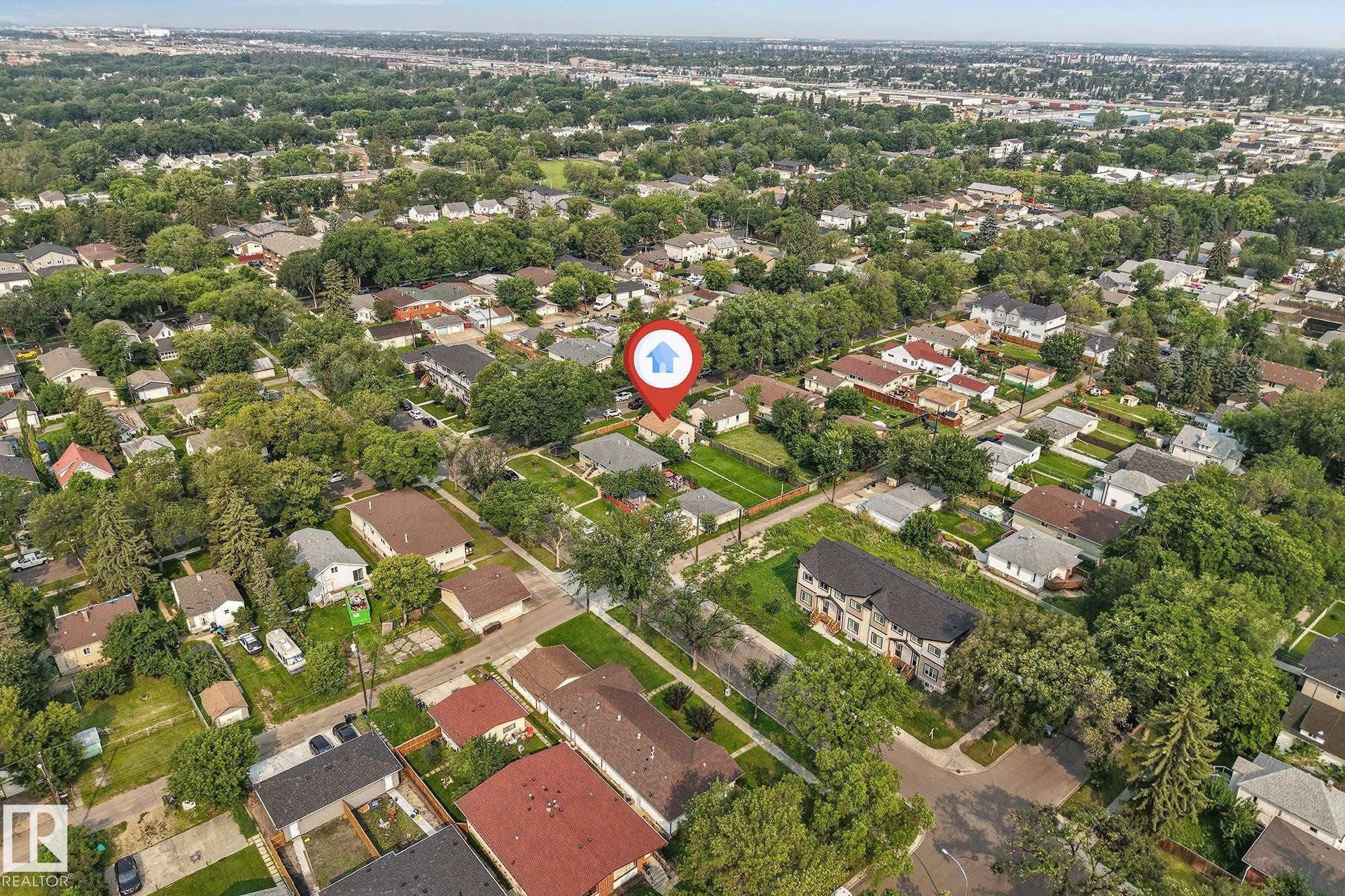 12105 87 Street Nw, Edmonton, AB - Outdoor With View