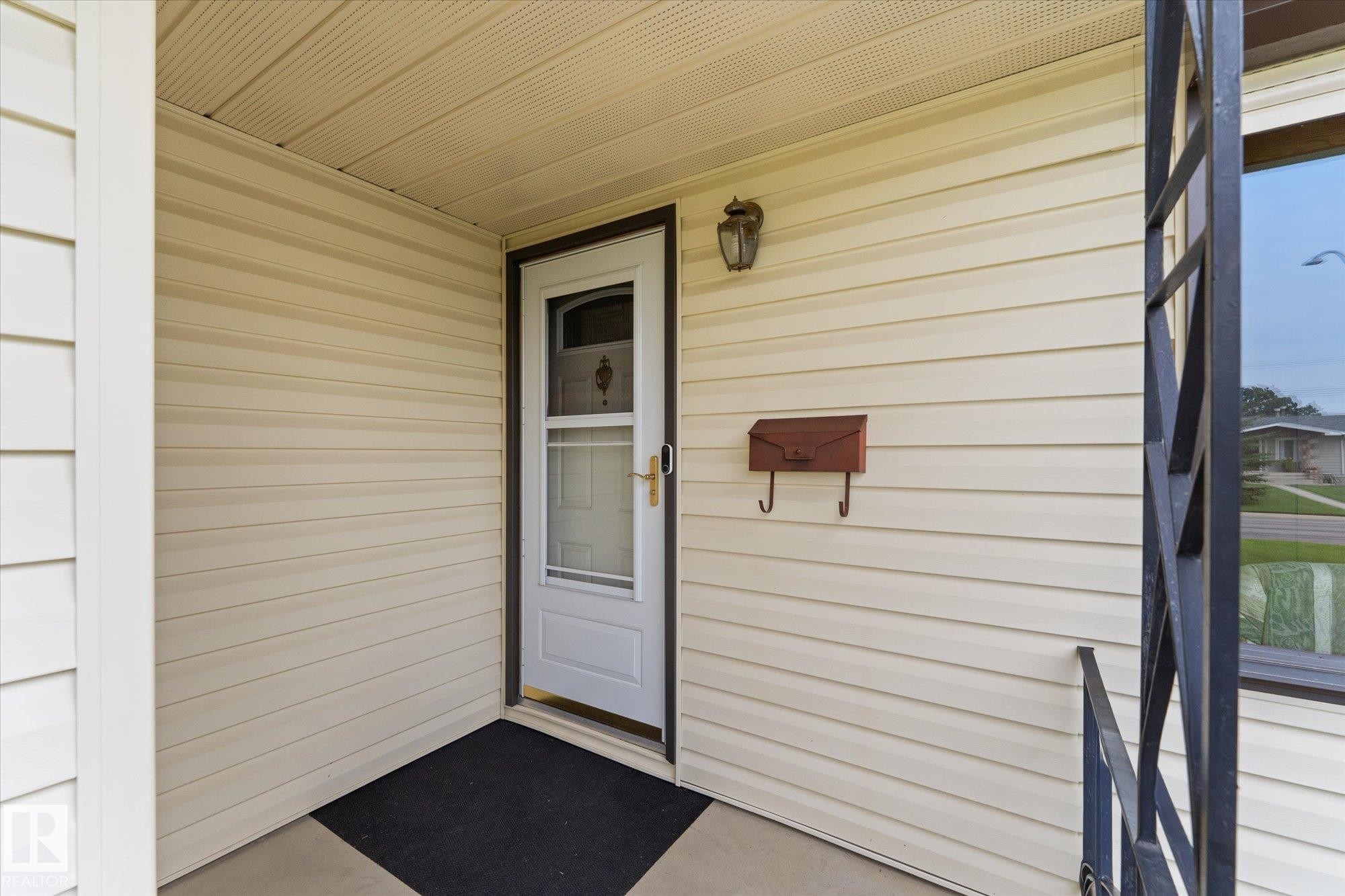 8727 73 Street Nw, Edmonton, AB - Outdoor With Exterior