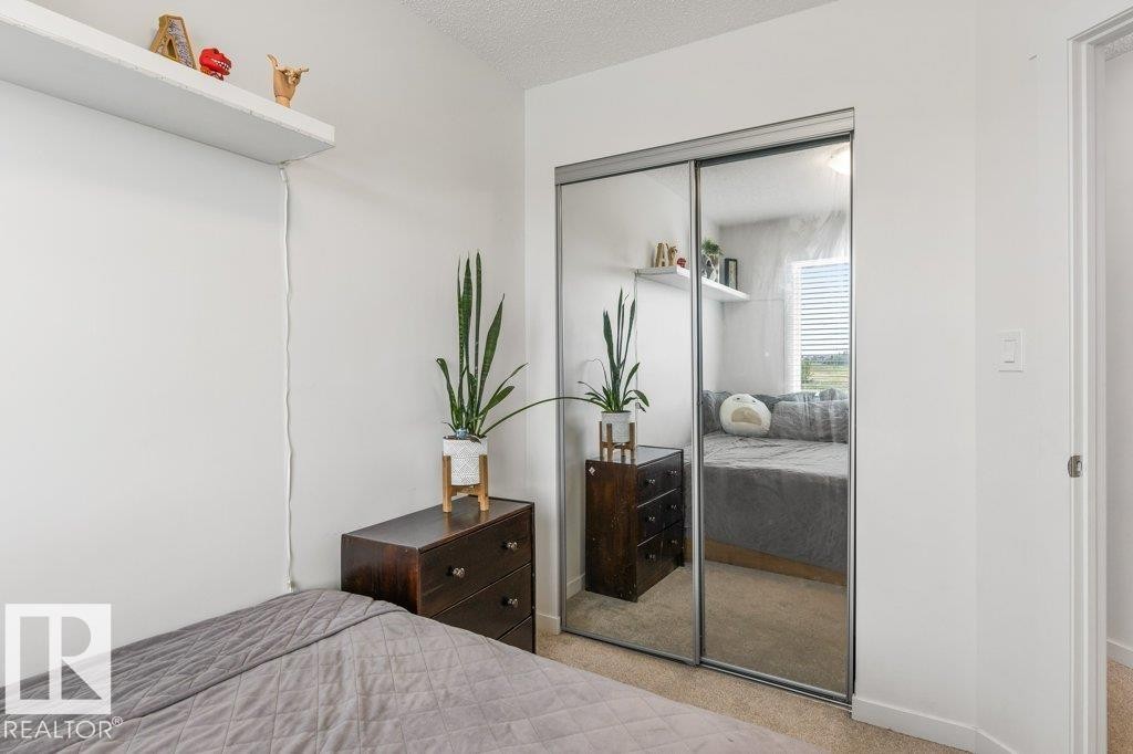 24 Jensen Gate, St. Albert, AB - Indoor Photo Showing Bedroom