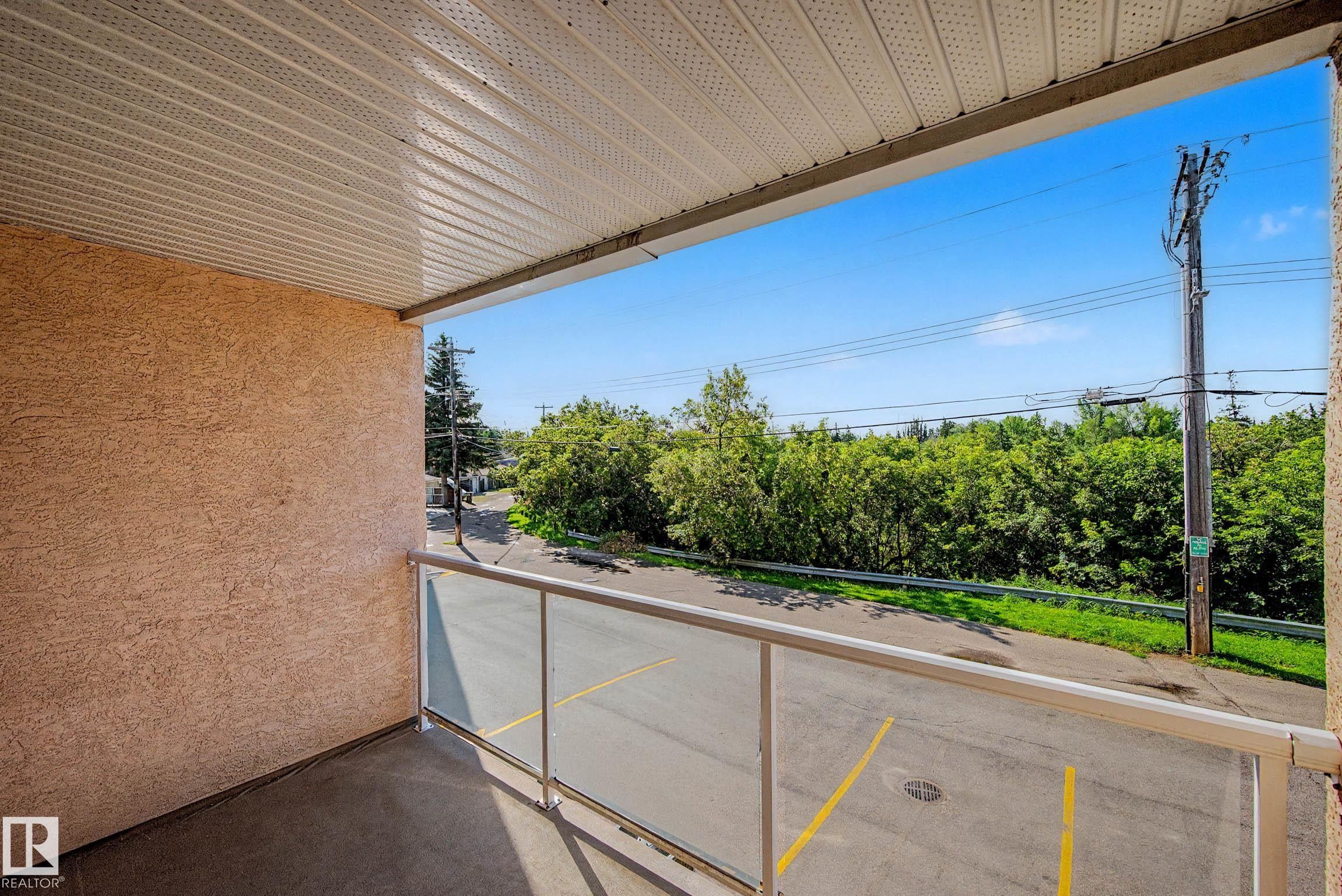 #203 8119 112 Av Nw, Edmonton, AB - Outdoor With Balcony