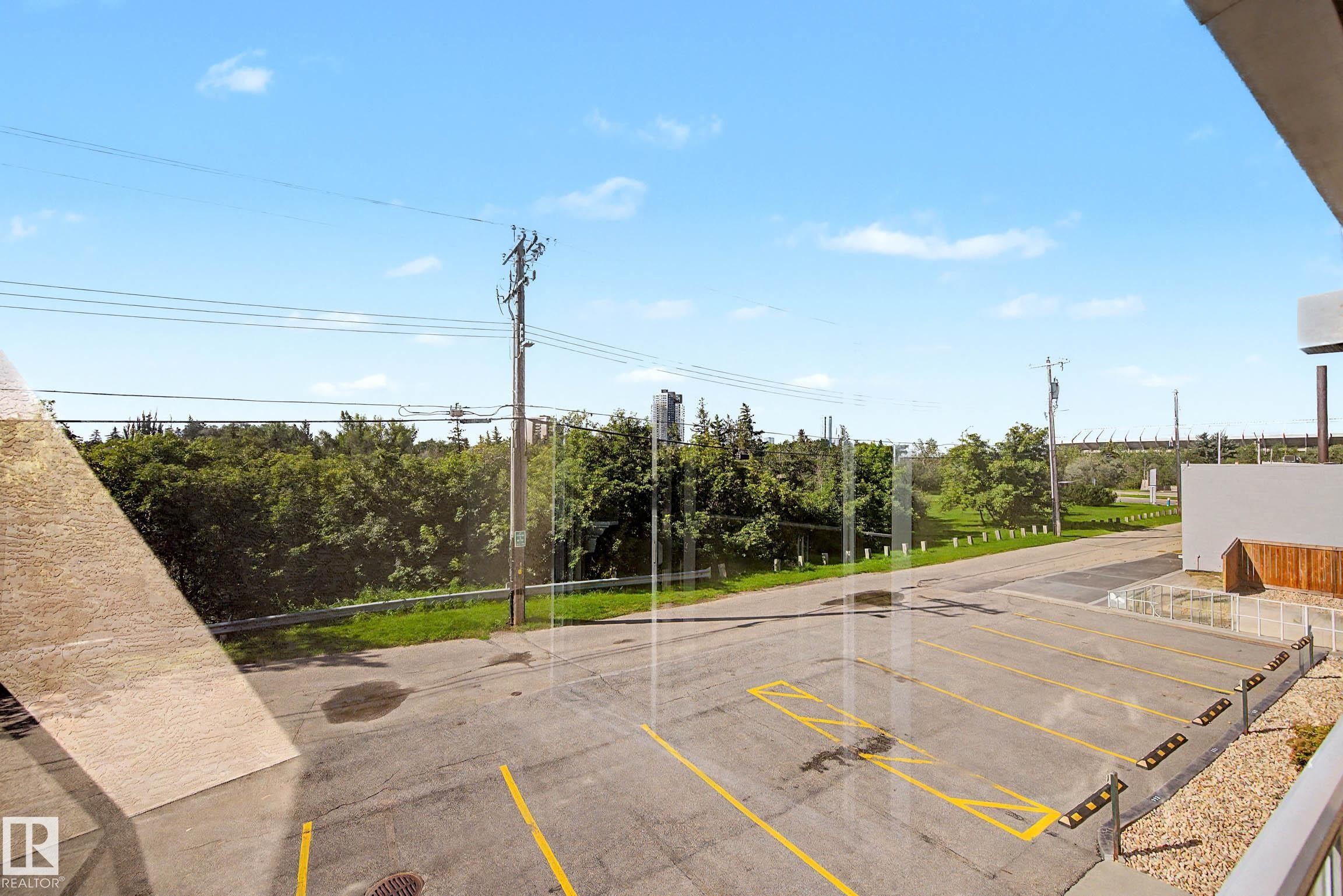 #203 8119 112 Av Nw, Edmonton, AB - Outdoor With View