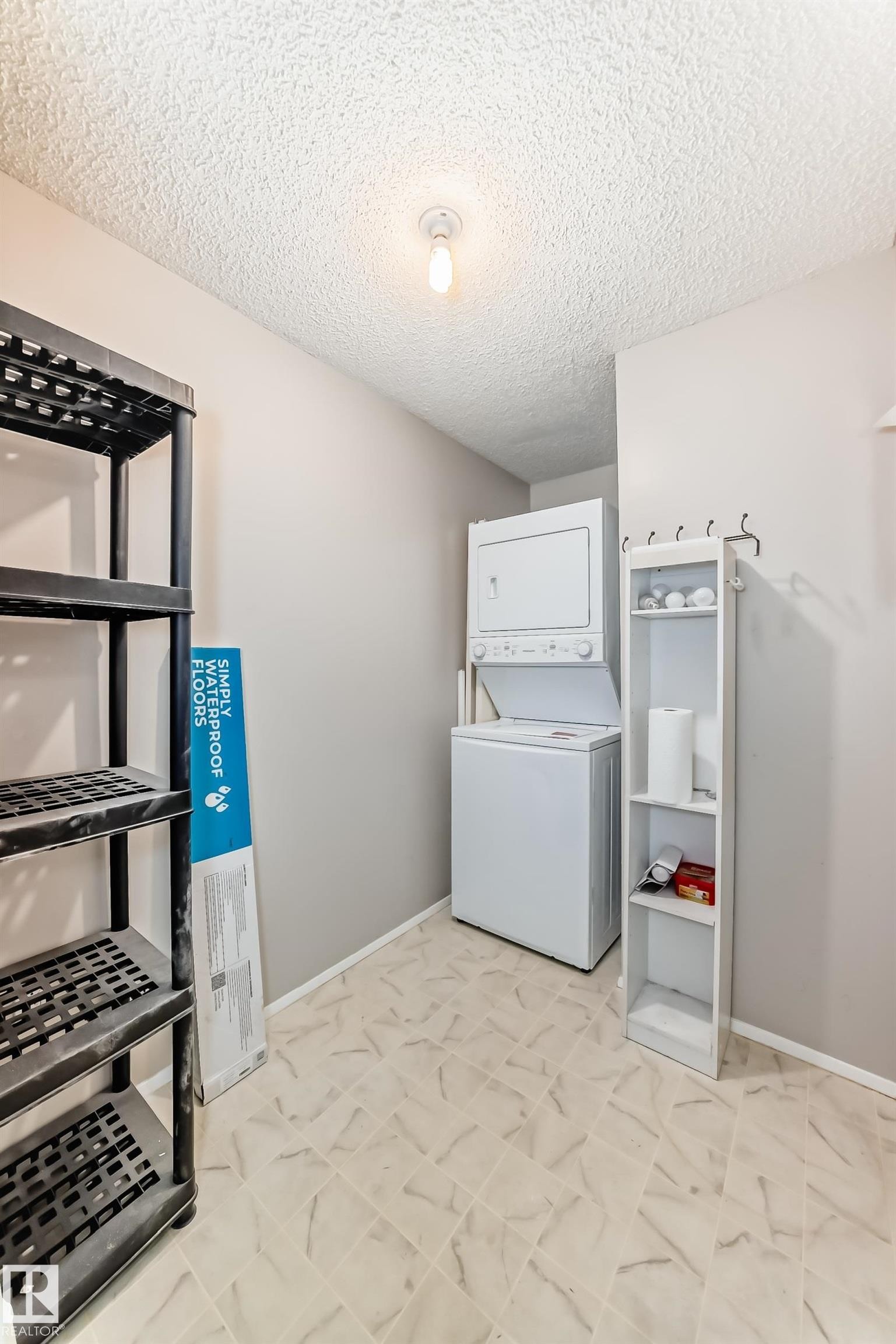 2508 50 Street Nw, Edmonton, AB - Indoor Photo Showing Laundry Room