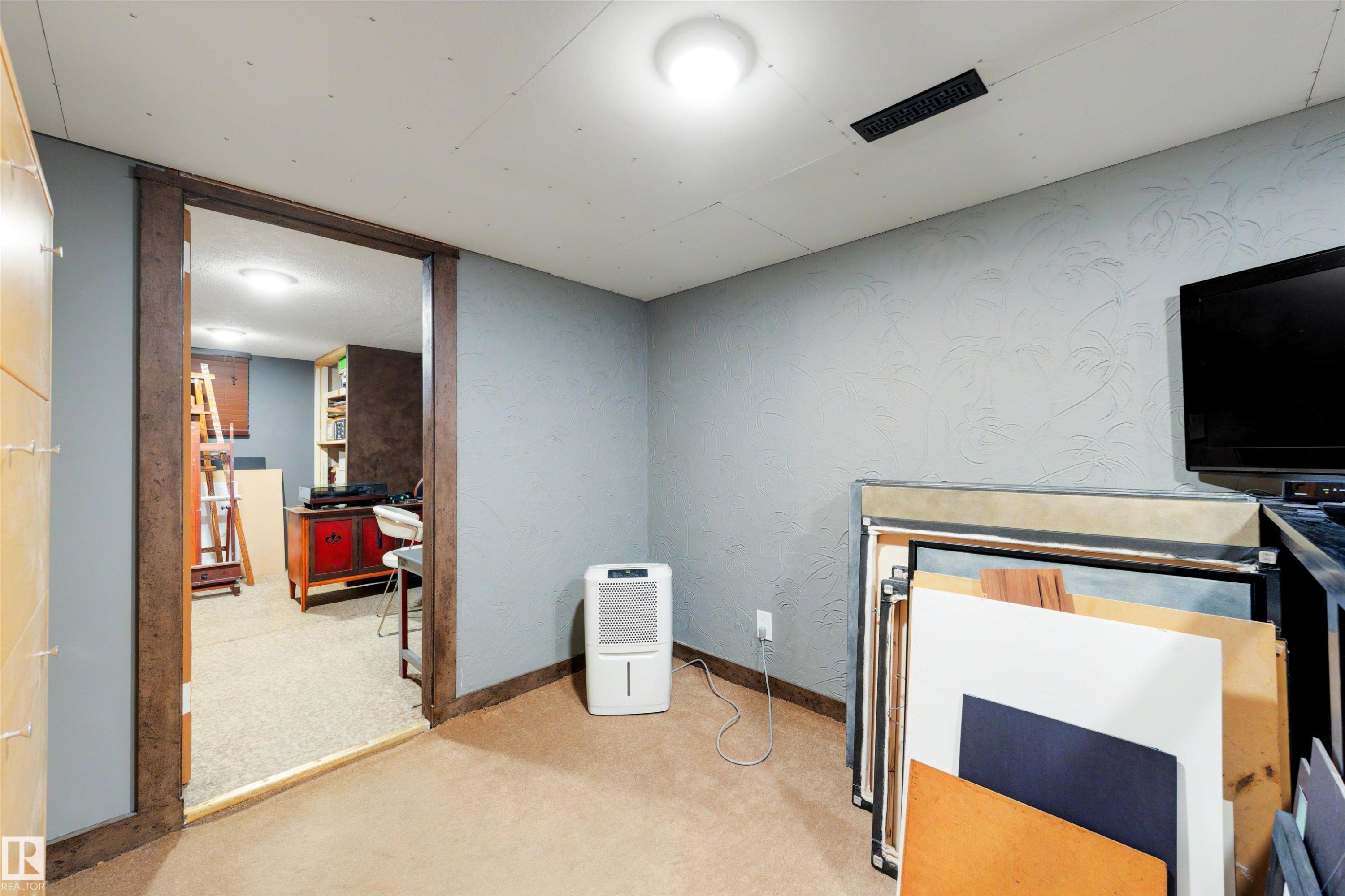 12220 109 Avenue Nw, Edmonton, AB - Indoor Photo Showing Other Room