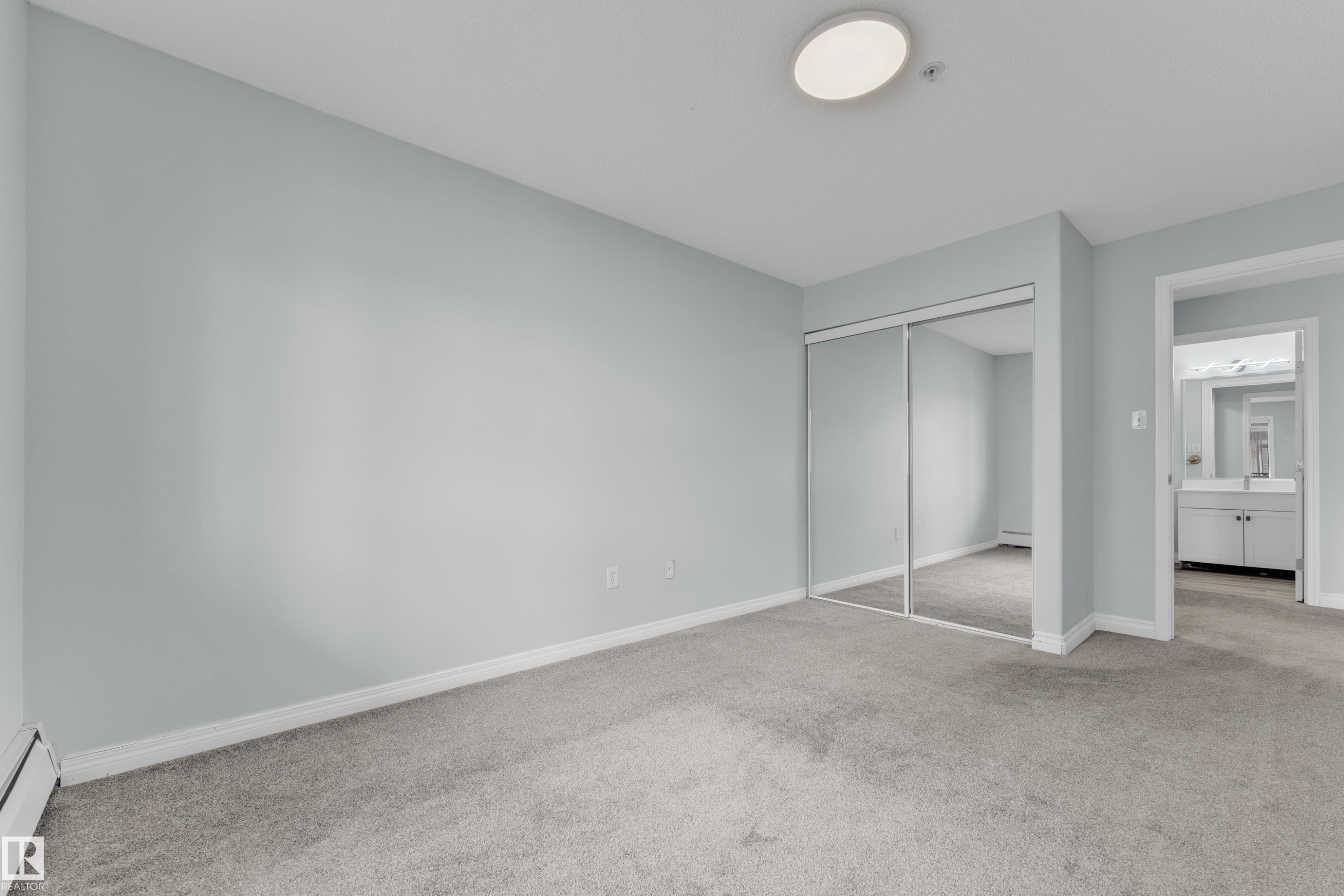 #326 111 Edwards Dr Sw, Edmonton, AB - Indoor Photo Showing Other Room