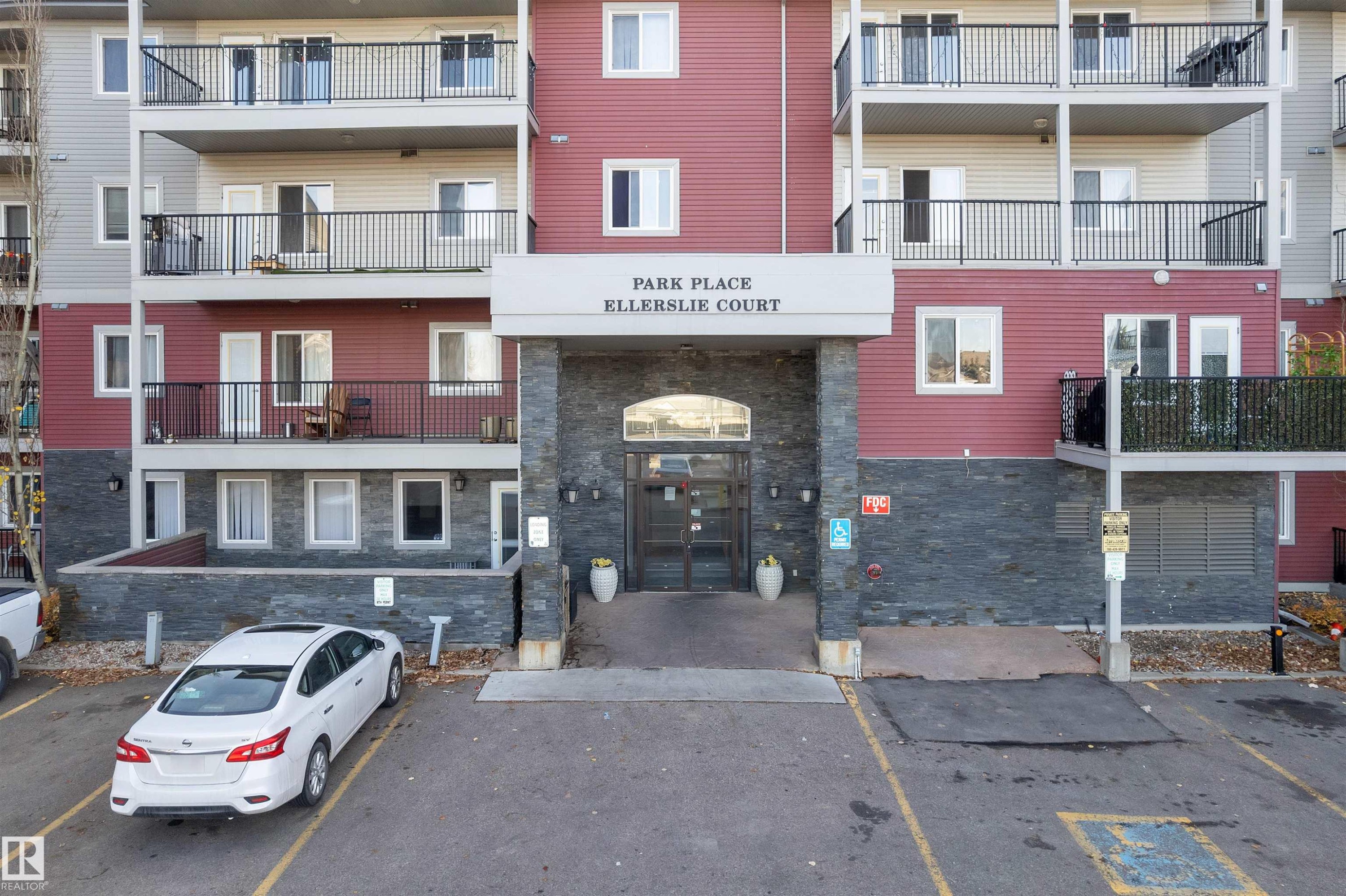 #326 111 Edwards Dr Sw, Edmonton, AB - Outdoor With Facade