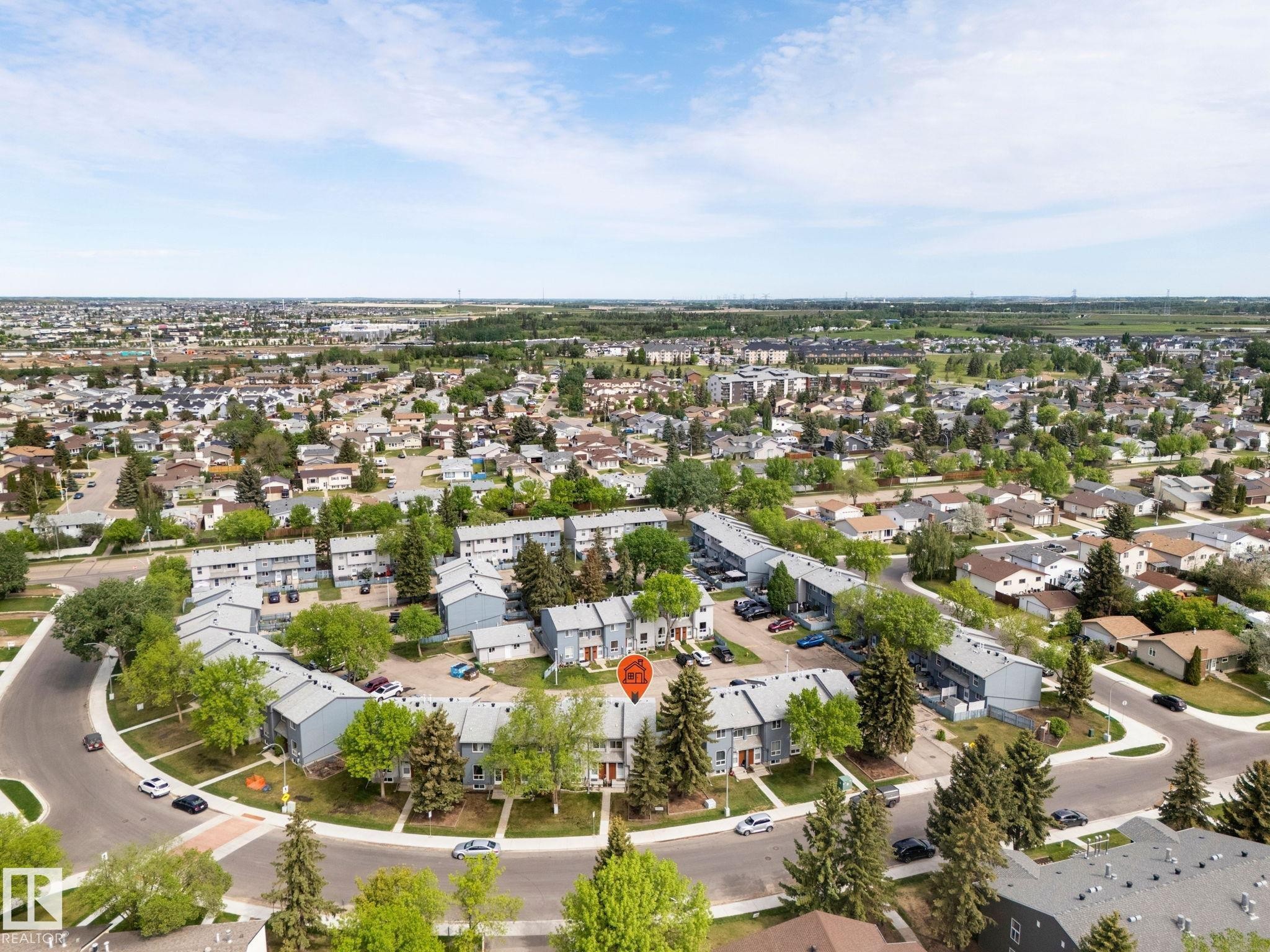 3122 142 Avenue Nw, Edmonton, AB - Outdoor With View