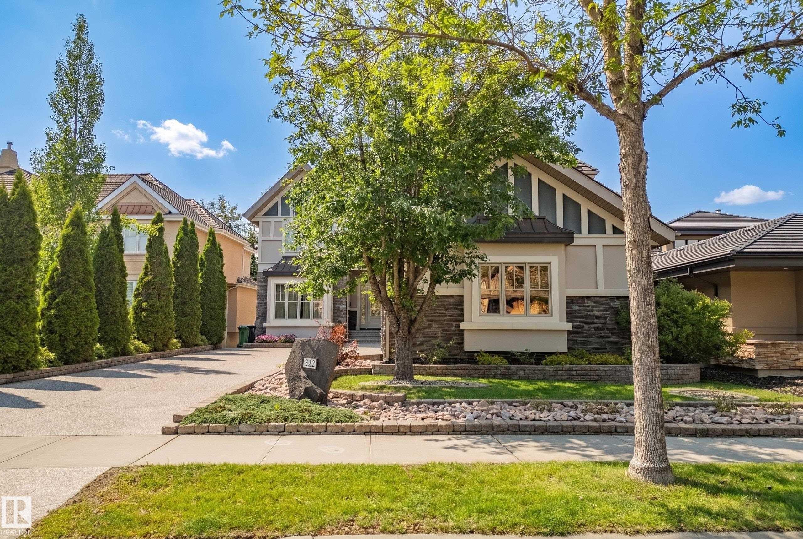 322 Caldwell Close Nw, Edmonton, AB - Outdoor