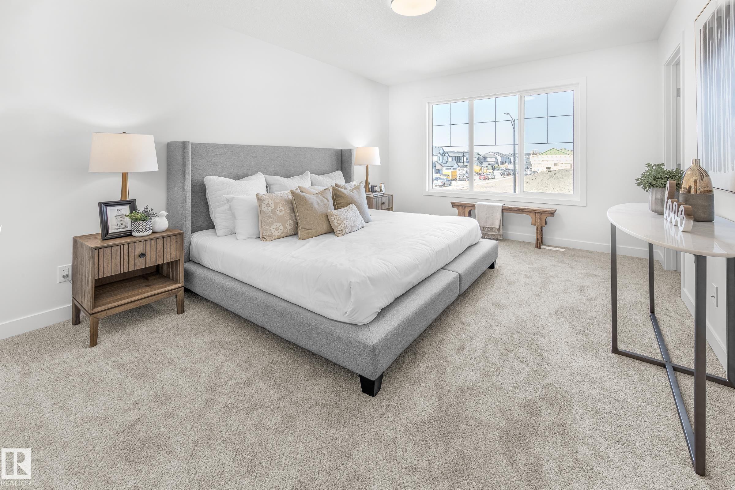 1424 Cristall Place Sw, Edmonton, AB - Indoor Photo Showing Bedroom
