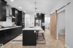 1124 CRISTALL Crescent SW Edmonton, AB T6W 5S9