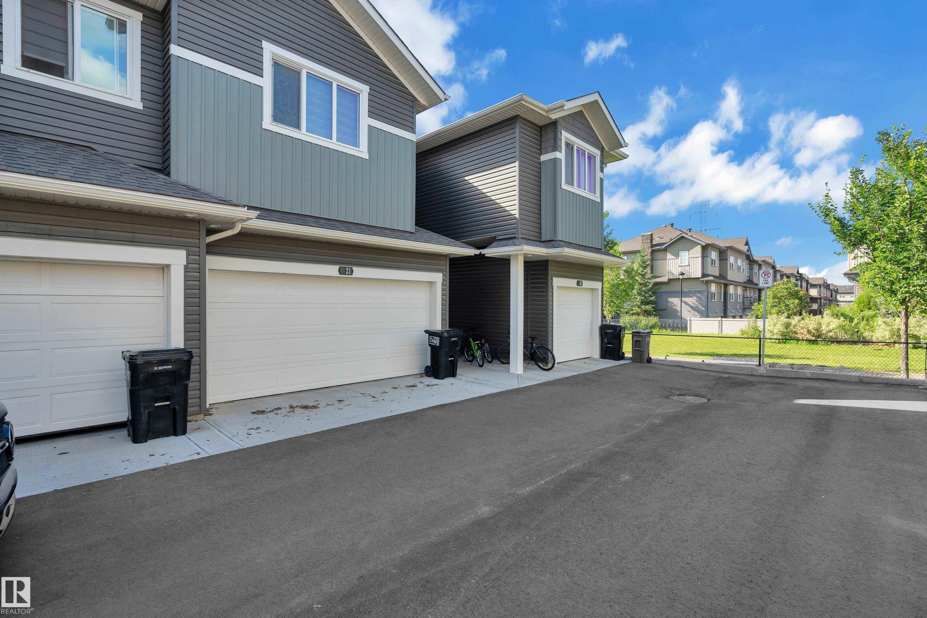 #21 603 Orchards Bv Sw, Edmonton, AB - Outdoor