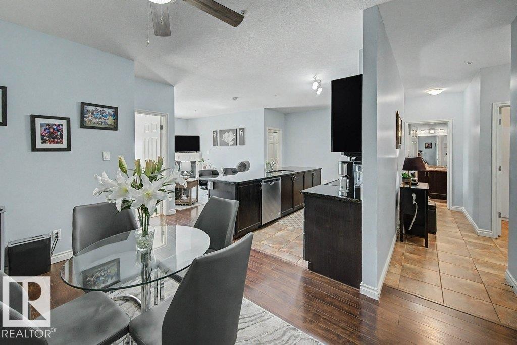 #204 5 Perron St, St. Albert, AB - Indoor Photo Showing Dining Room