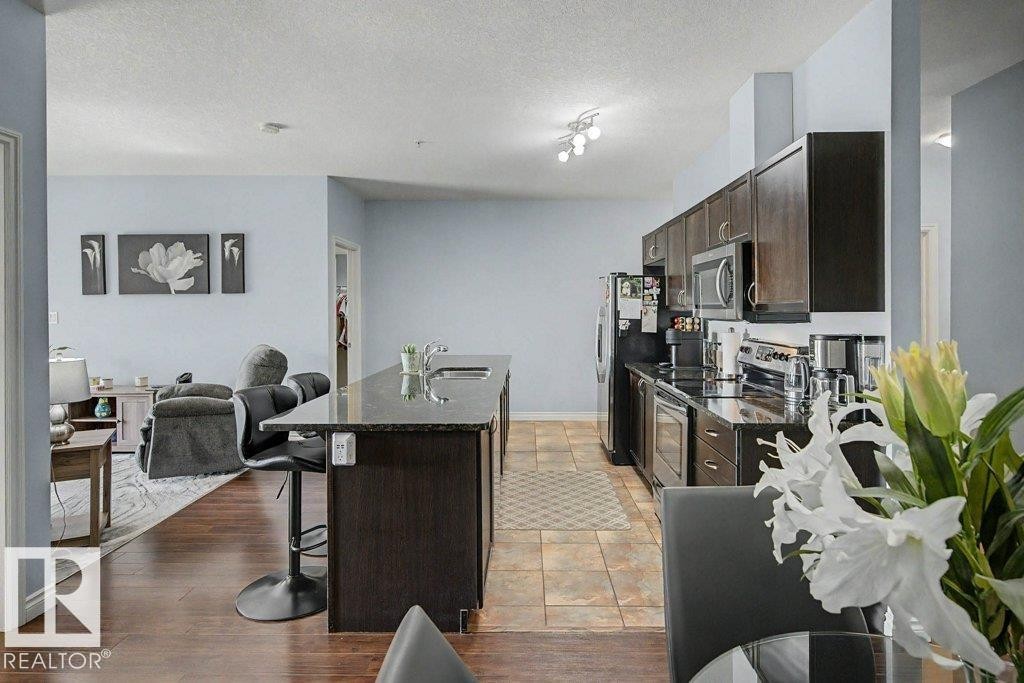#204 5 Perron St, St. Albert, AB - Indoor