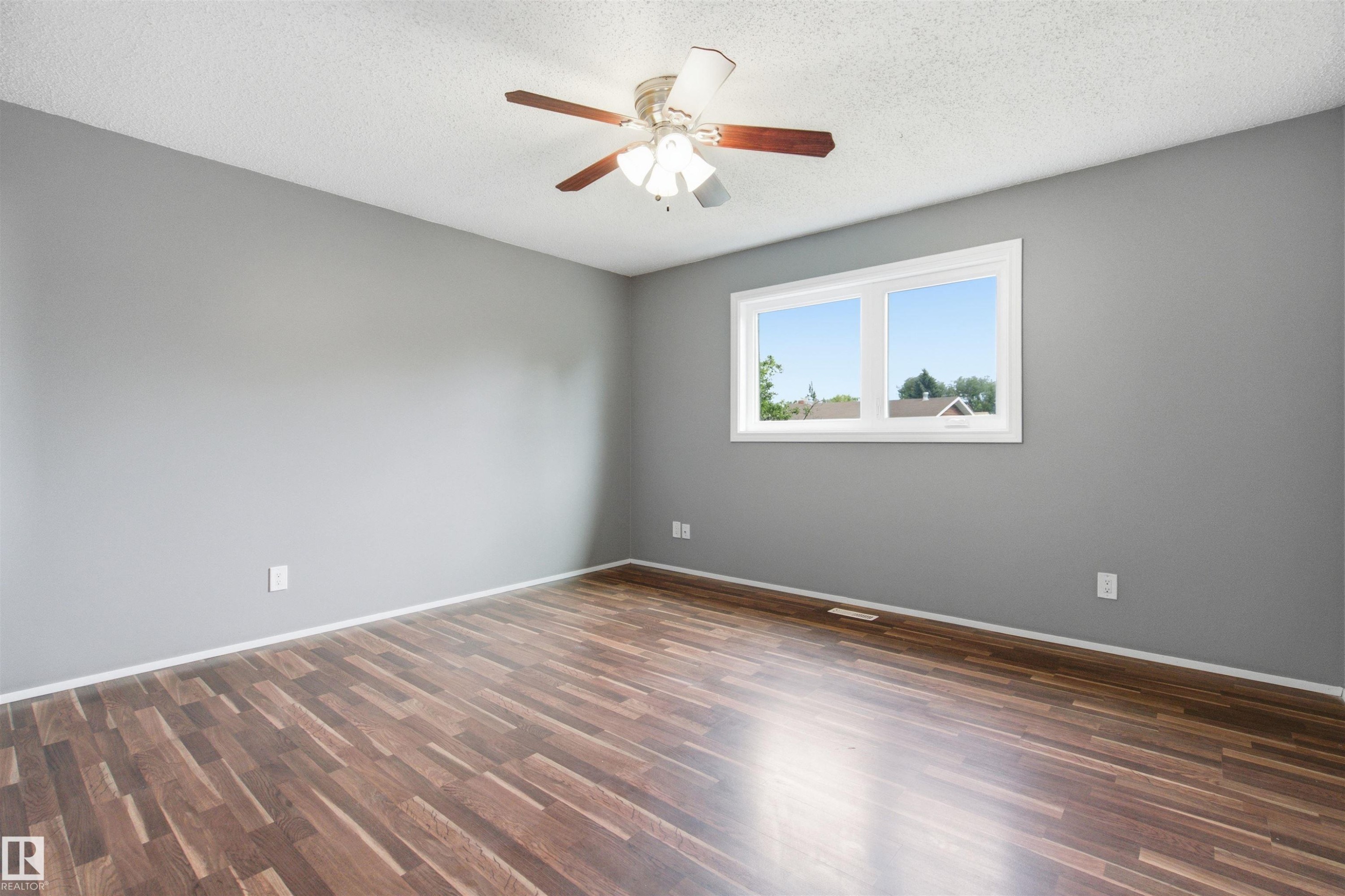 18303 76 Avenue Nw, Edmonton, AB