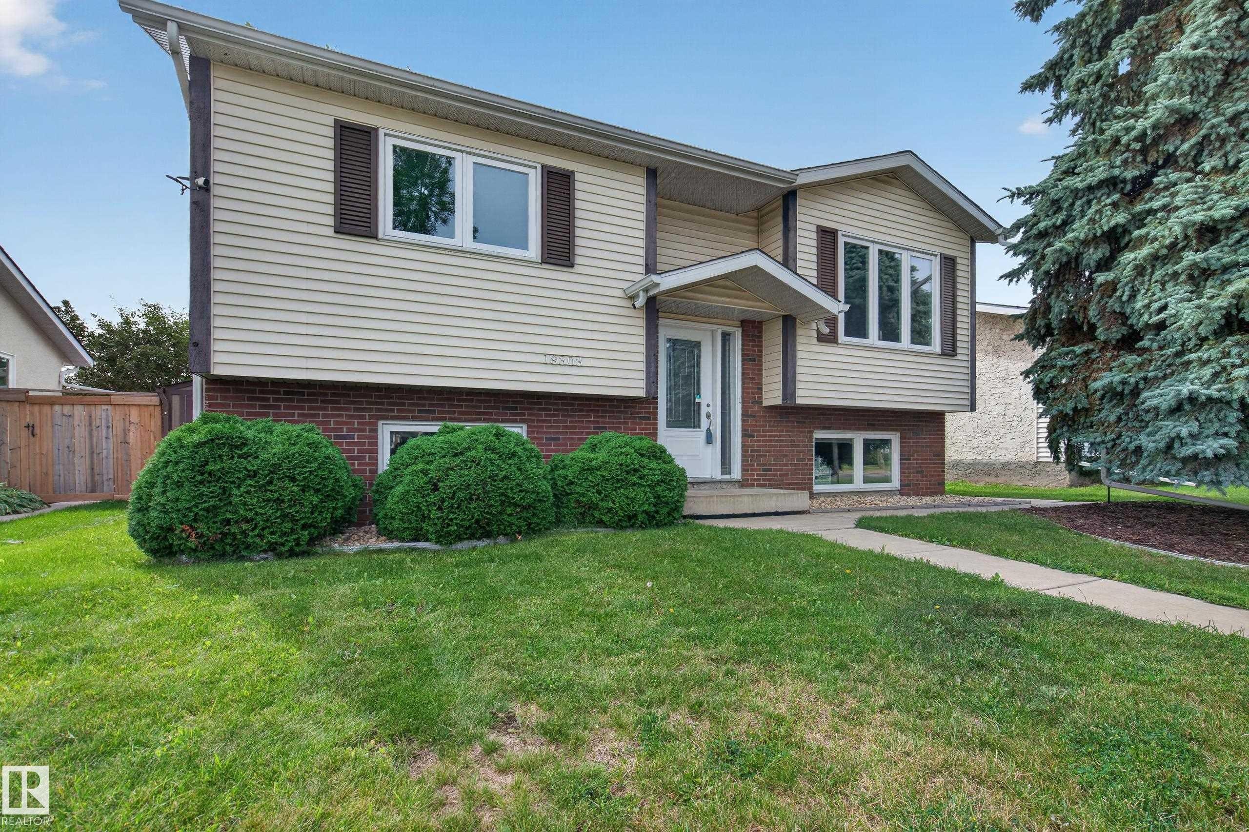 18303 76 Avenue Nw, Edmonton, AB