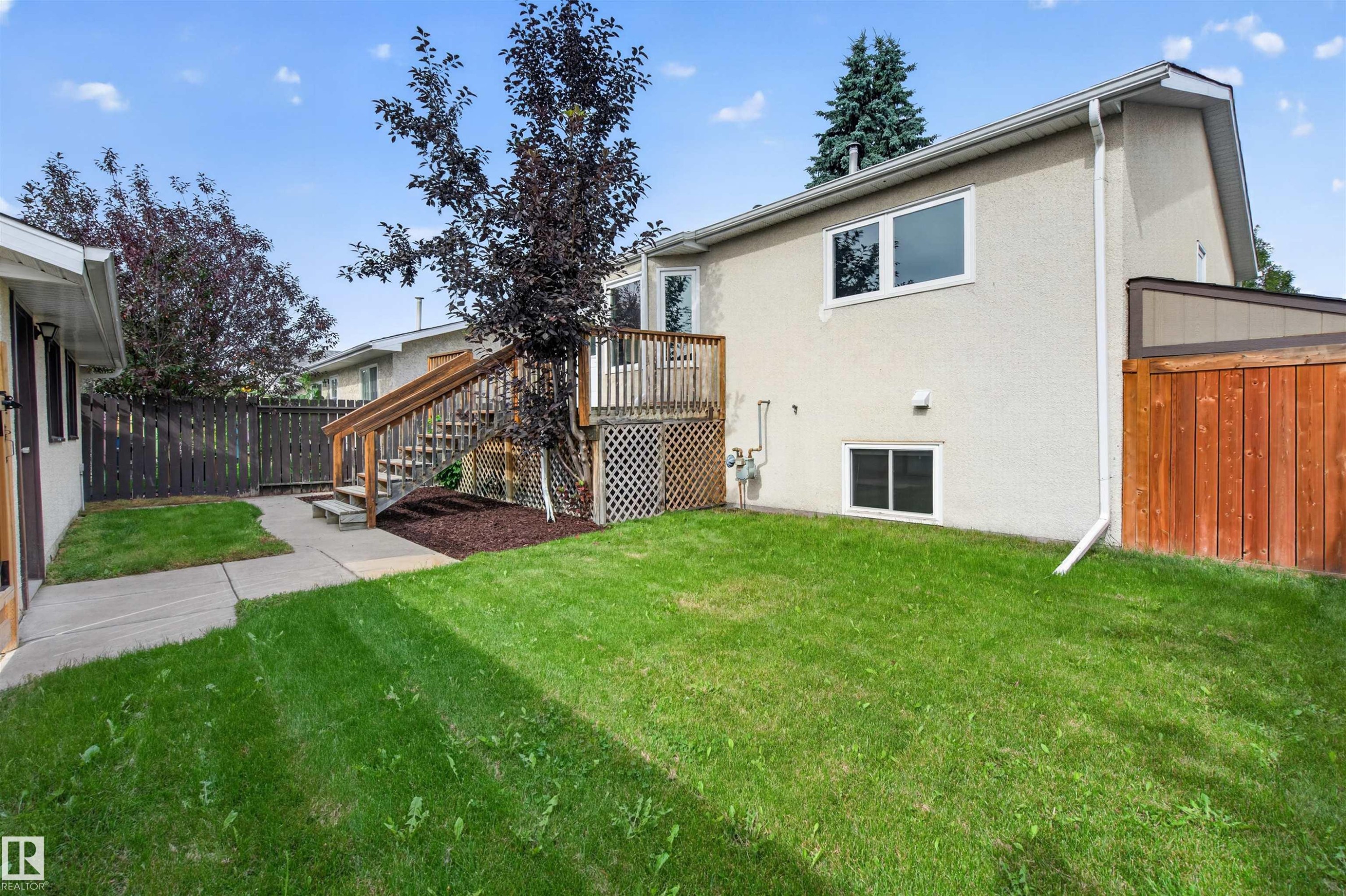 18303 76 Avenue Nw, Edmonton, AB