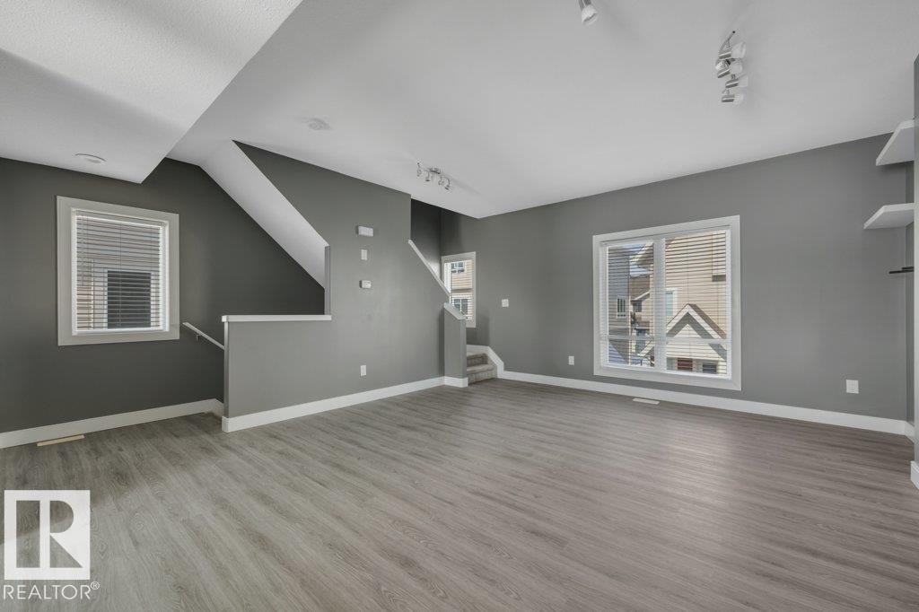 #13 13003 132 Av Nw, Edmonton, AB - Indoor