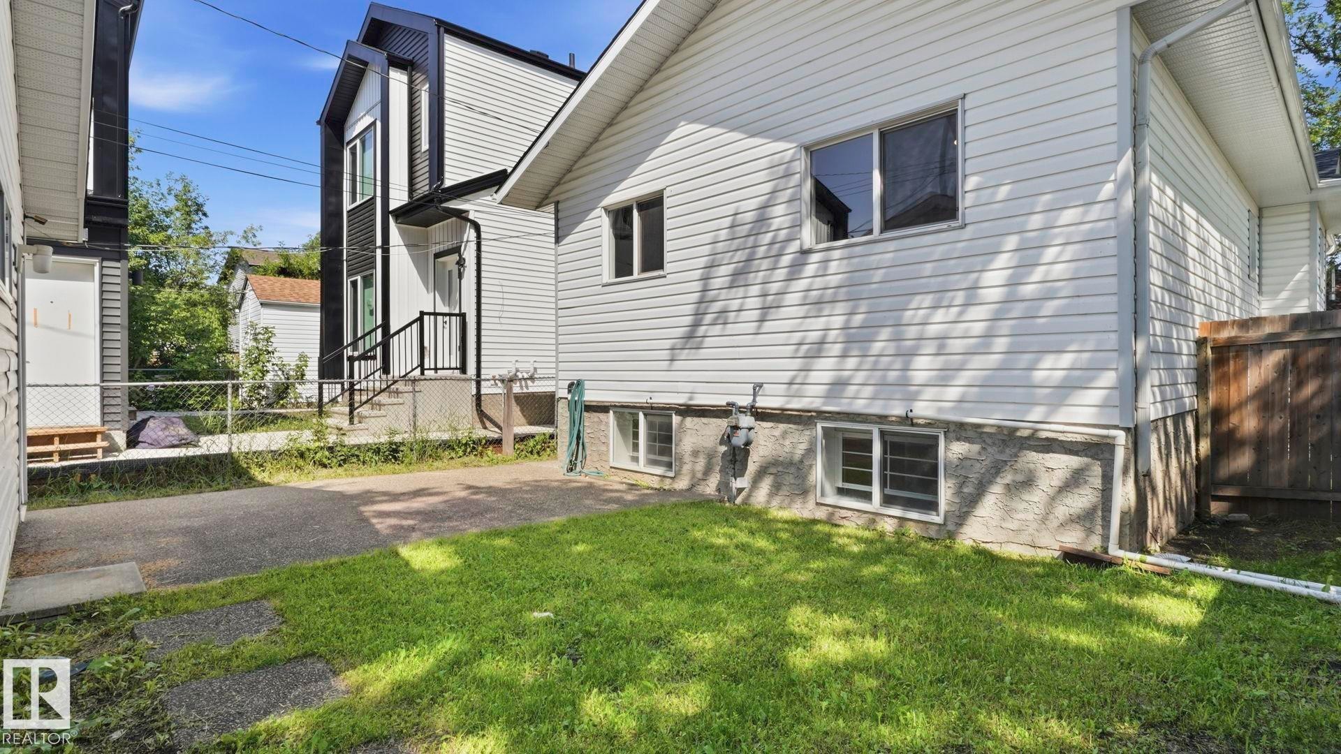 12002 91 Street Nw, Edmonton, AB - Outdoor With Exterior