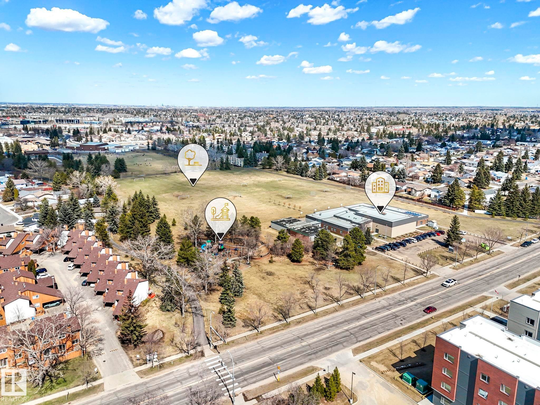 1521 62 Street Nw, Edmonton, AB - Outdoor With View