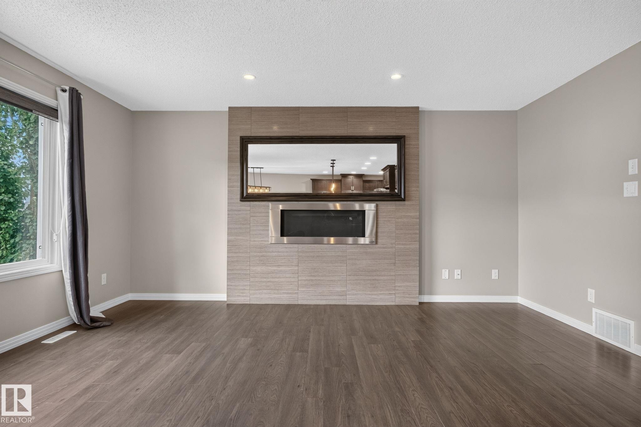 3536 Claxton Crescent Sw, Edmonton, AB - Indoor