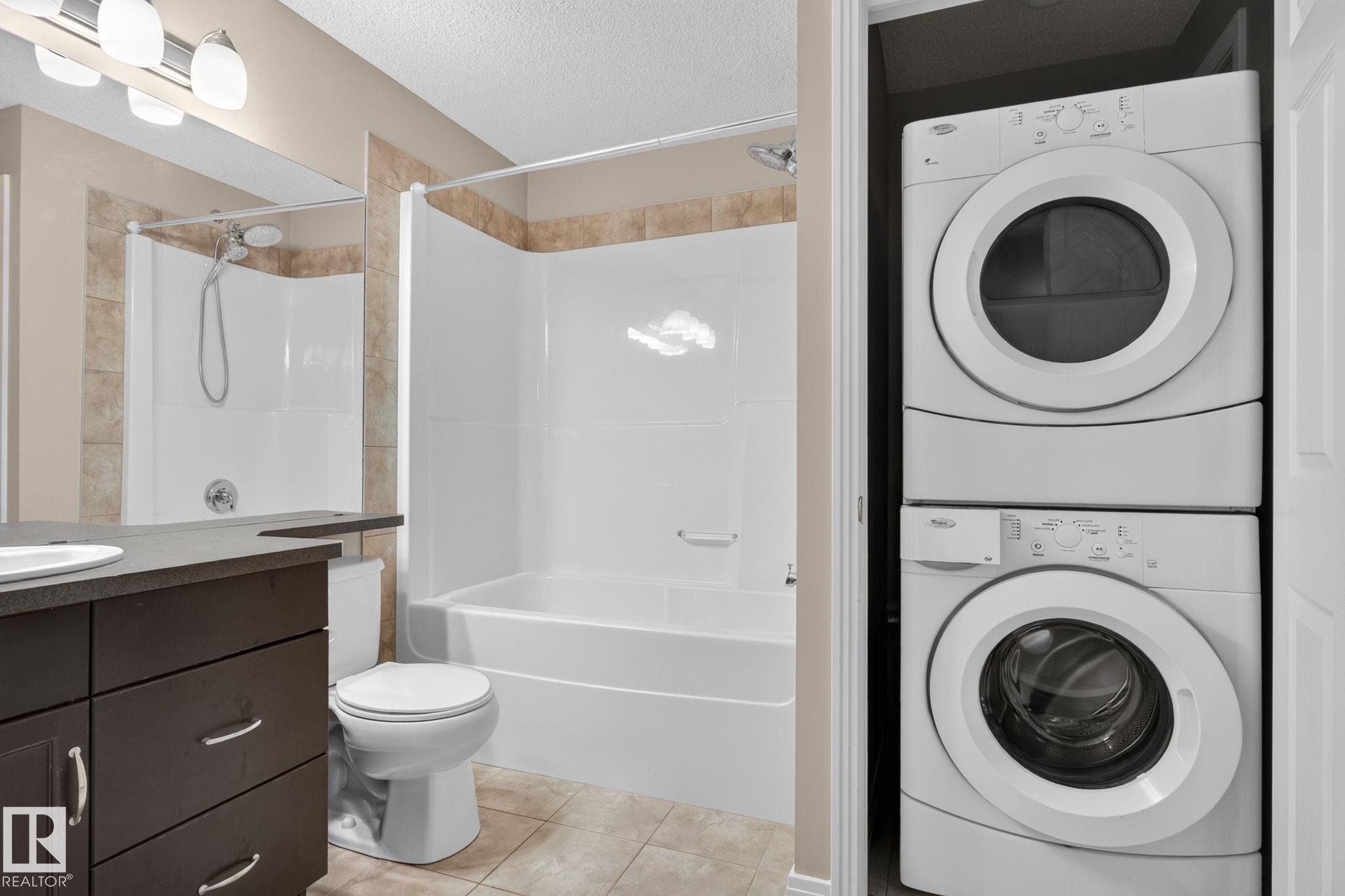 3536 Claxton Crescent Sw, Edmonton, AB - Indoor Photo Showing Laundry Room