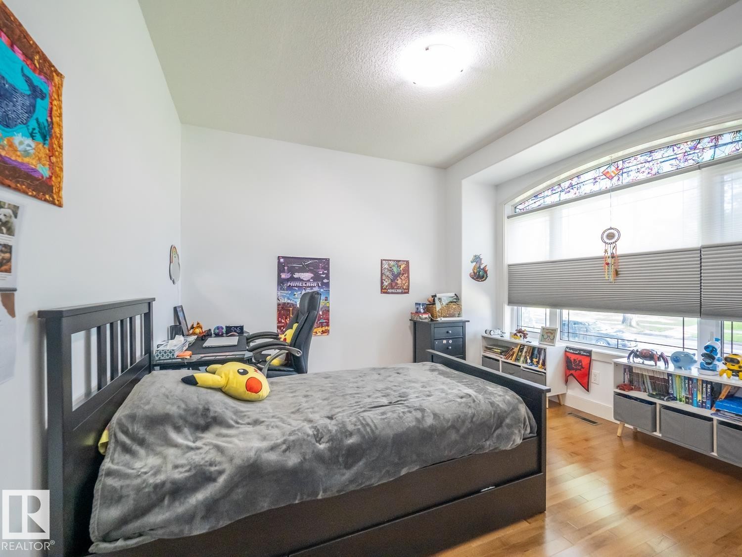 10957 75 Avenue Nw, Edmonton, AB - Indoor Photo Showing Bedroom