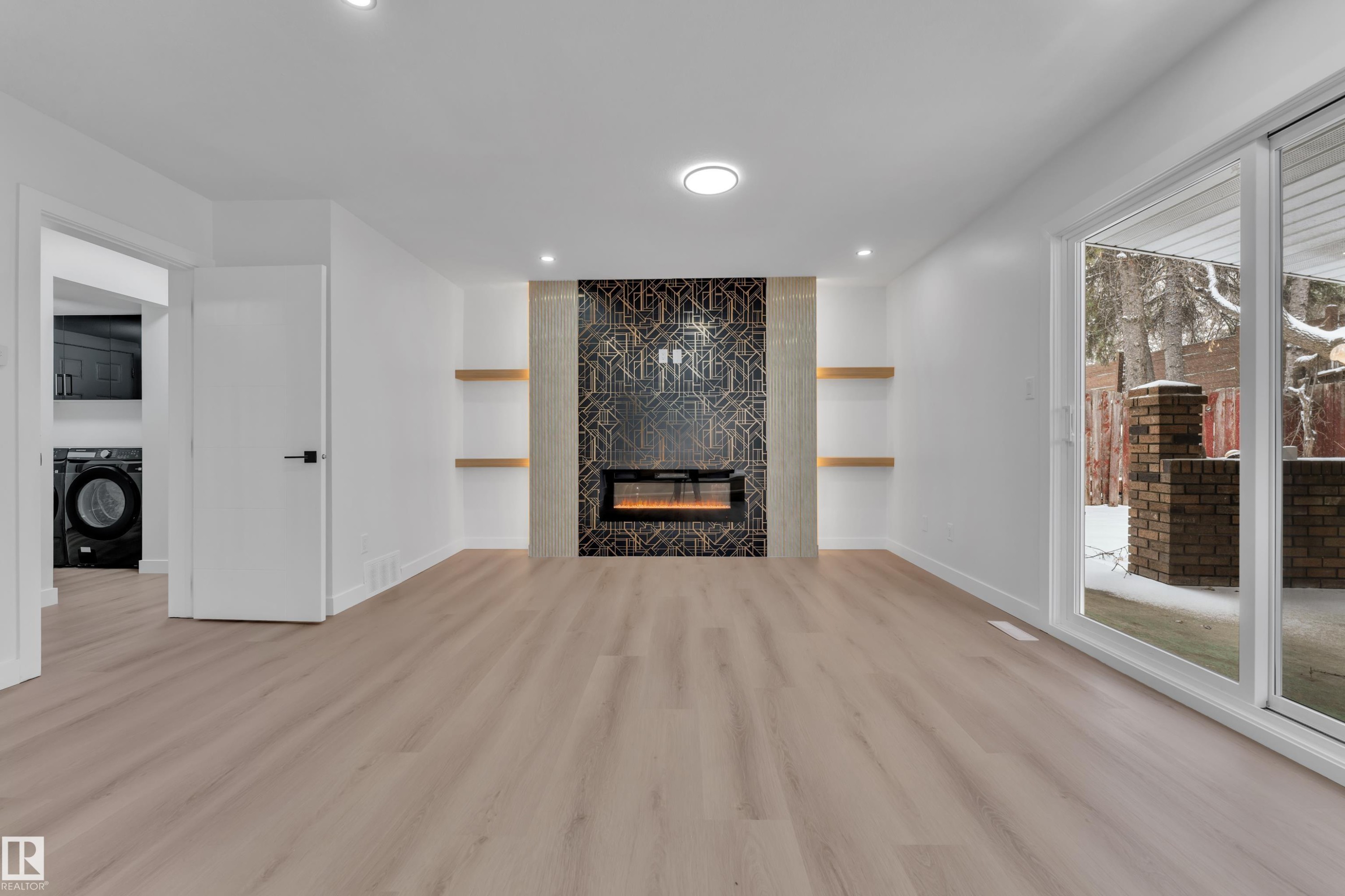 11615 24 Avenue Nw, Edmonton, AB - Indoor Photo Showing Living Room With Fireplace