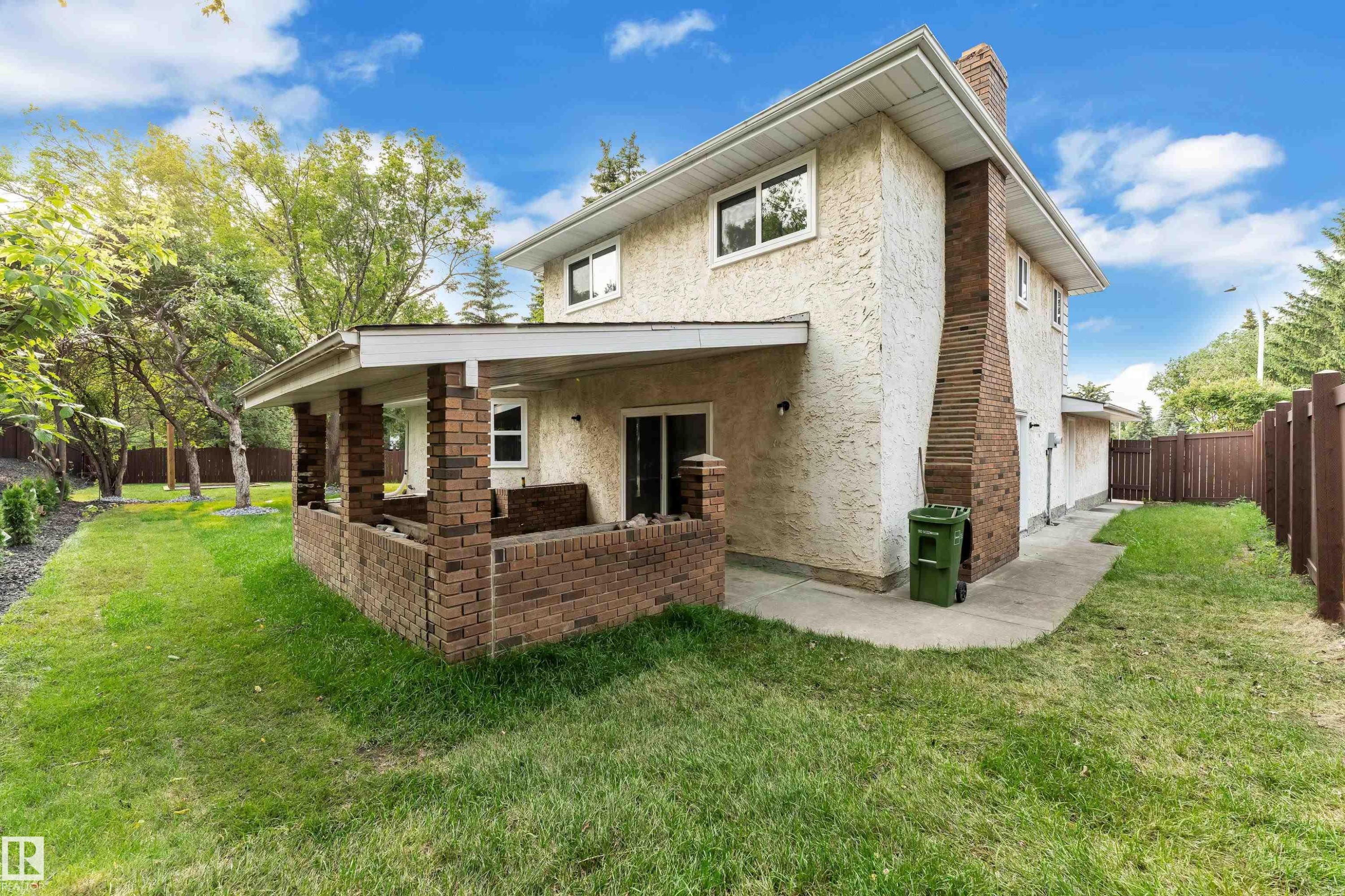 11615 24 Avenue Nw, Edmonton, AB - Outdoor With Deck Patio Veranda