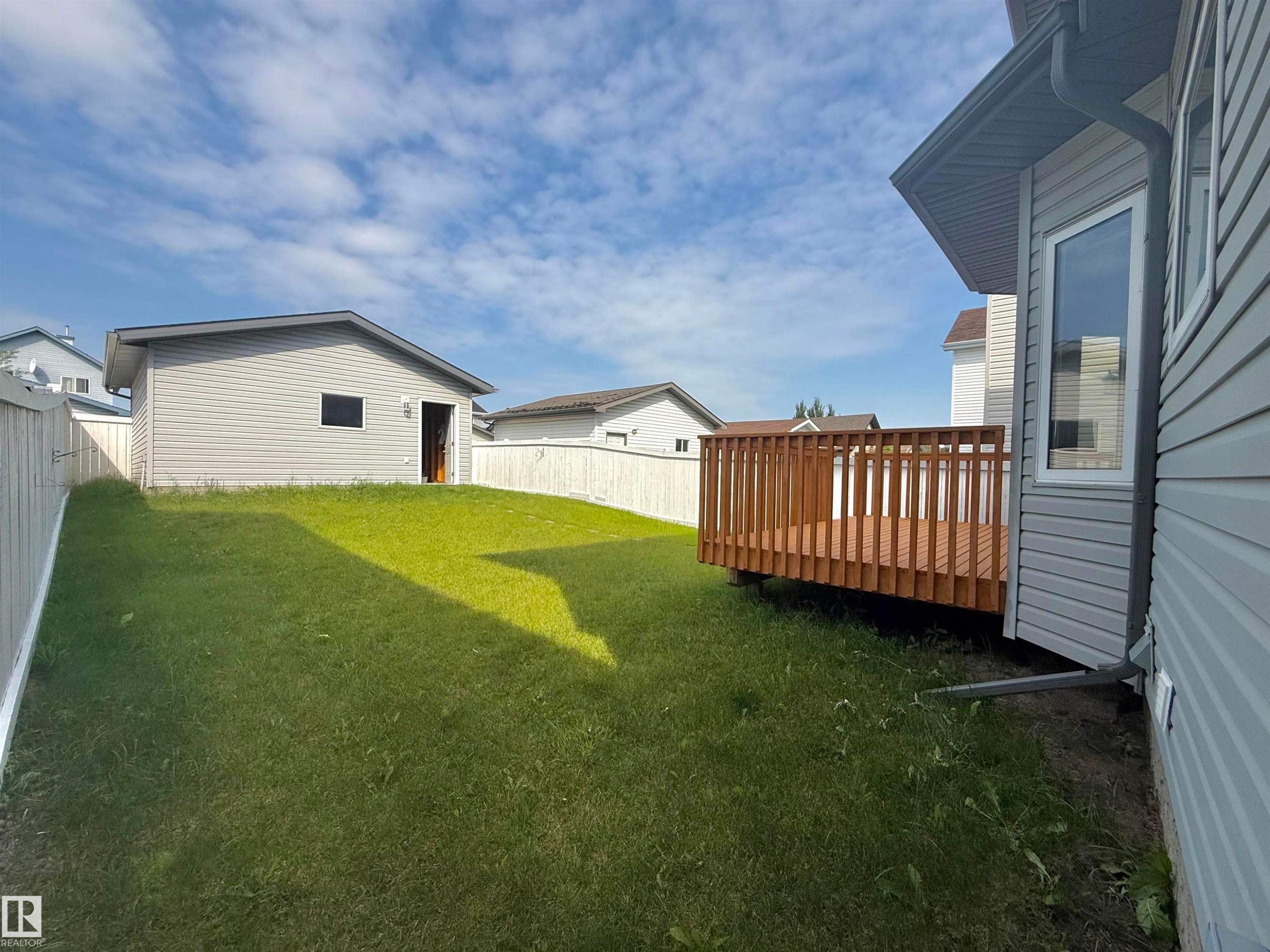 7622 Schmid Crescent Nw, Edmonton, AB - Outdoor