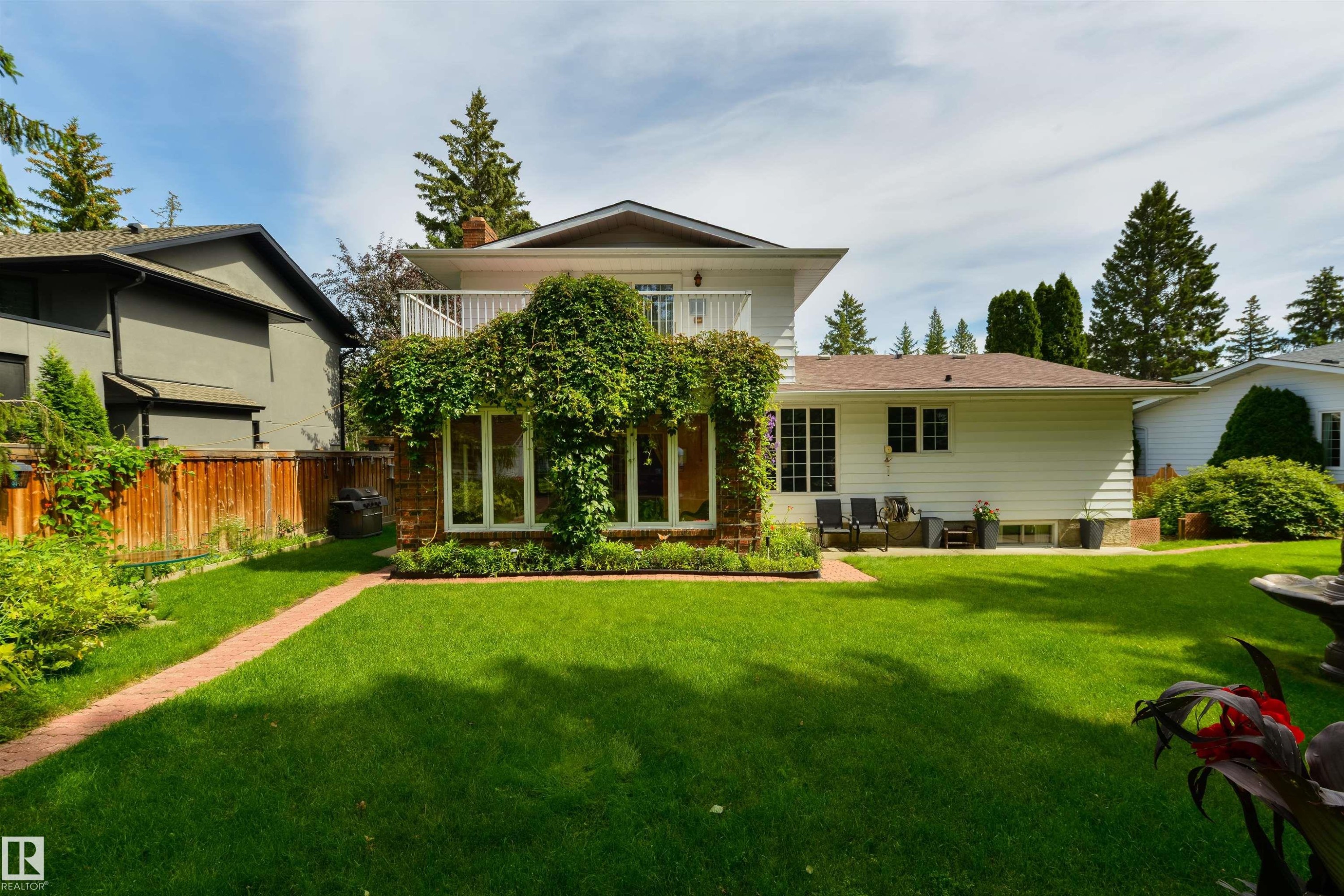 206 Wolf Willow Crescent Nw, Edmonton, AB - Outdoor