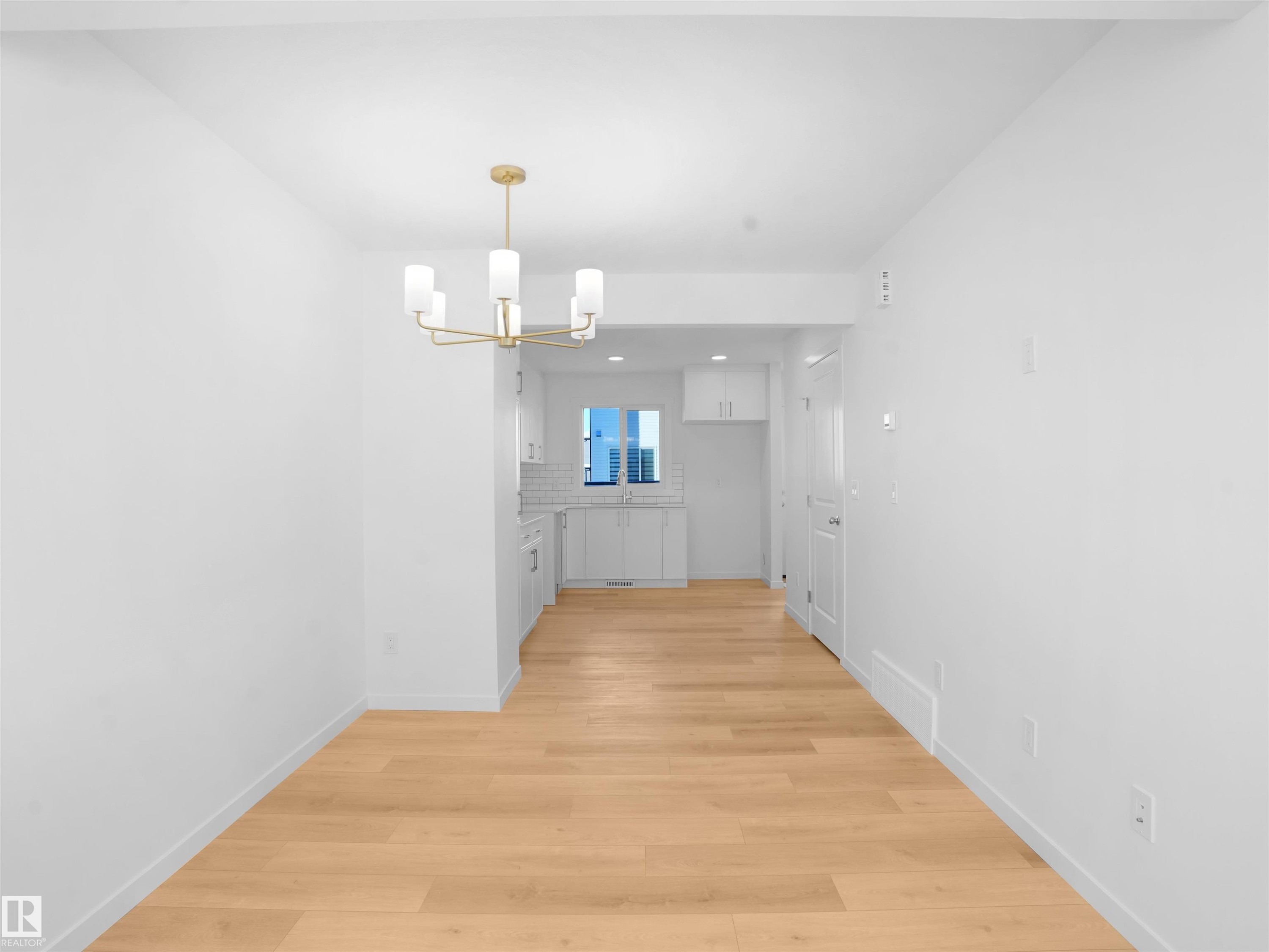 #33 1009 Cy Becker Rd Nw, Edmonton, AB - Indoor Photo Showing Other Room