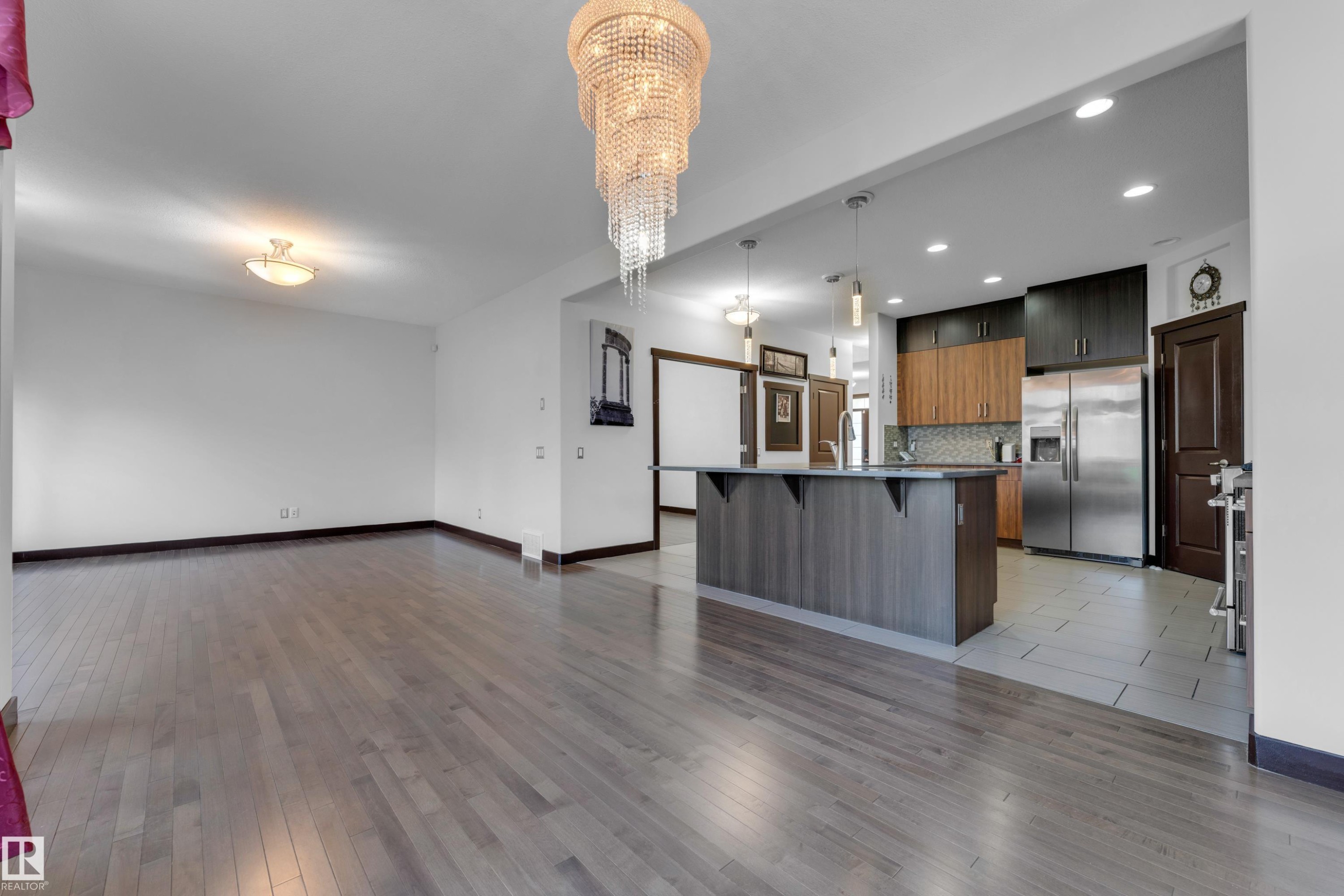 3630 Goodridge Crescent Nw, Edmonton, AB - Indoor Photo Showing Kitchen