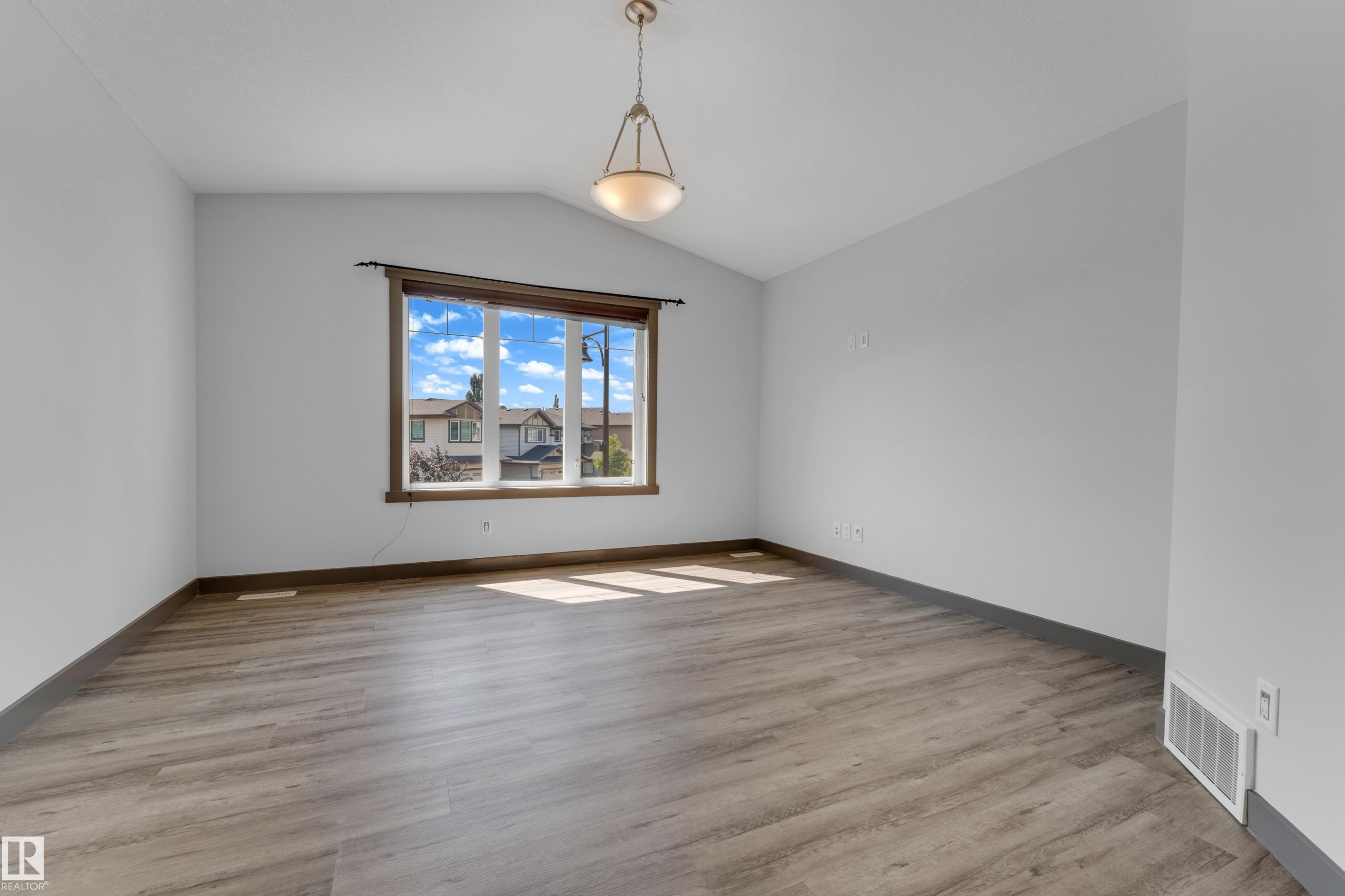 3630 Goodridge Crescent Nw, Edmonton, AB - Indoor