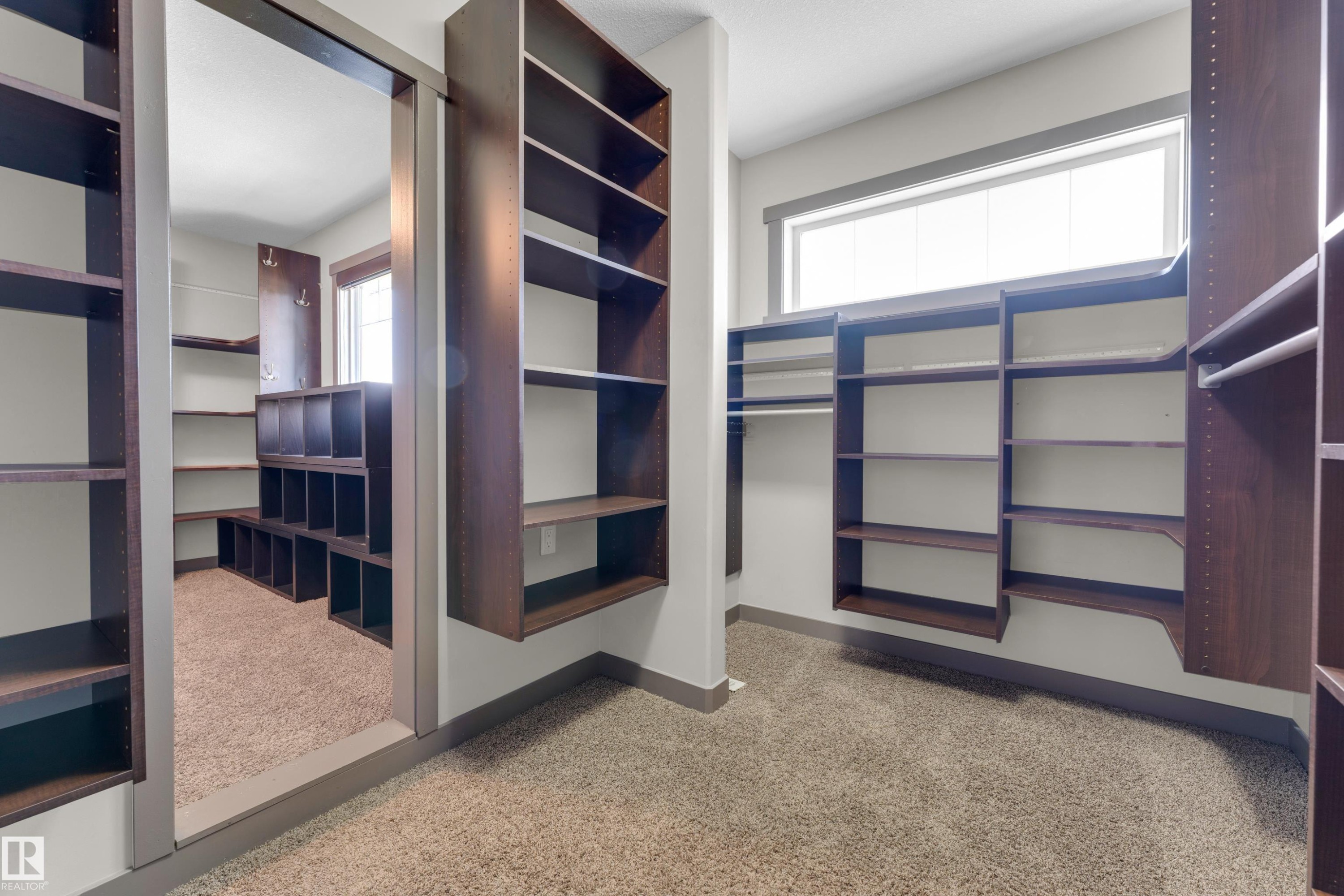 3630 Goodridge Crescent Nw, Edmonton, AB - Indoor