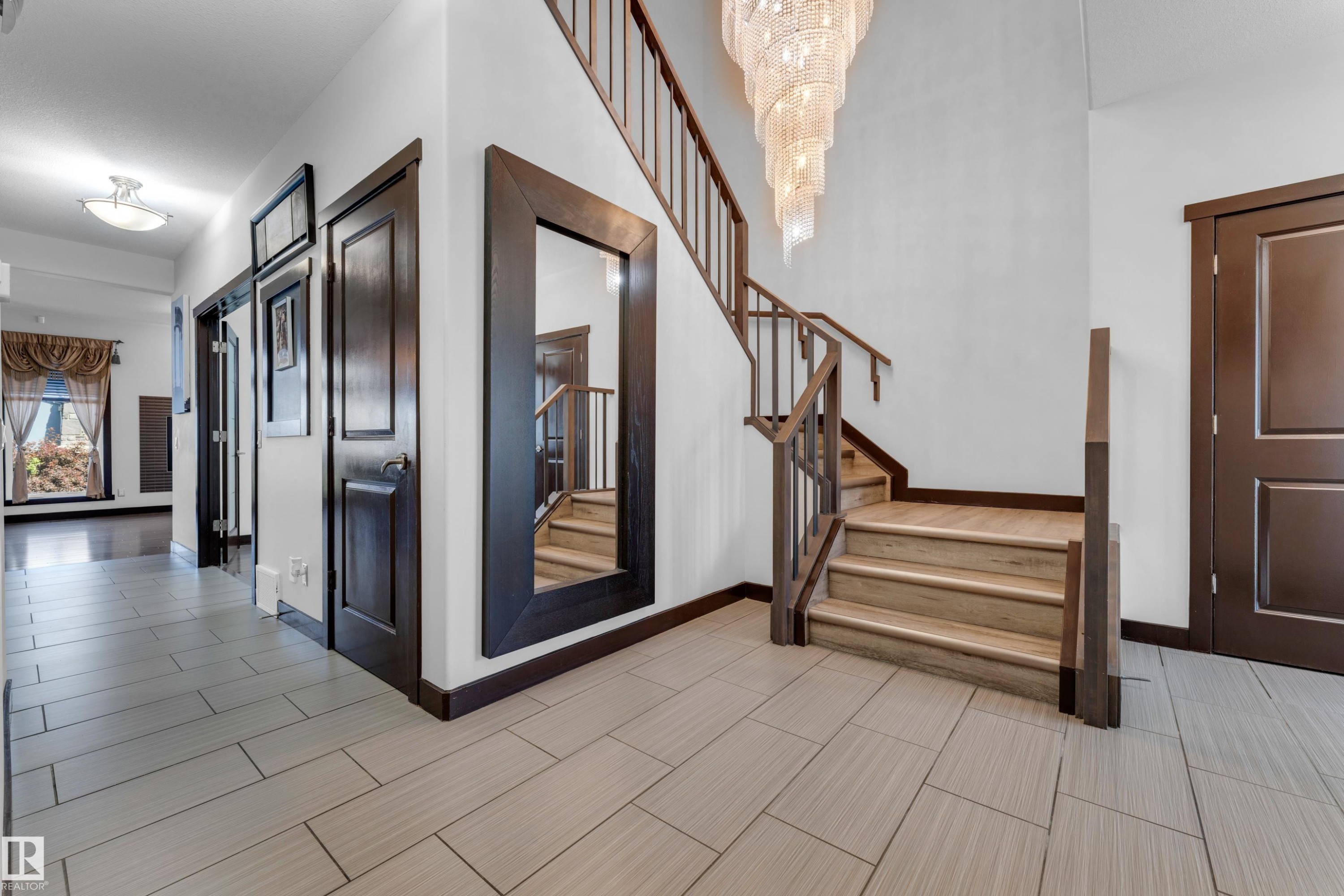 3630 Goodridge Crescent Nw, Edmonton, AB - Indoor Photo Showing Other Room